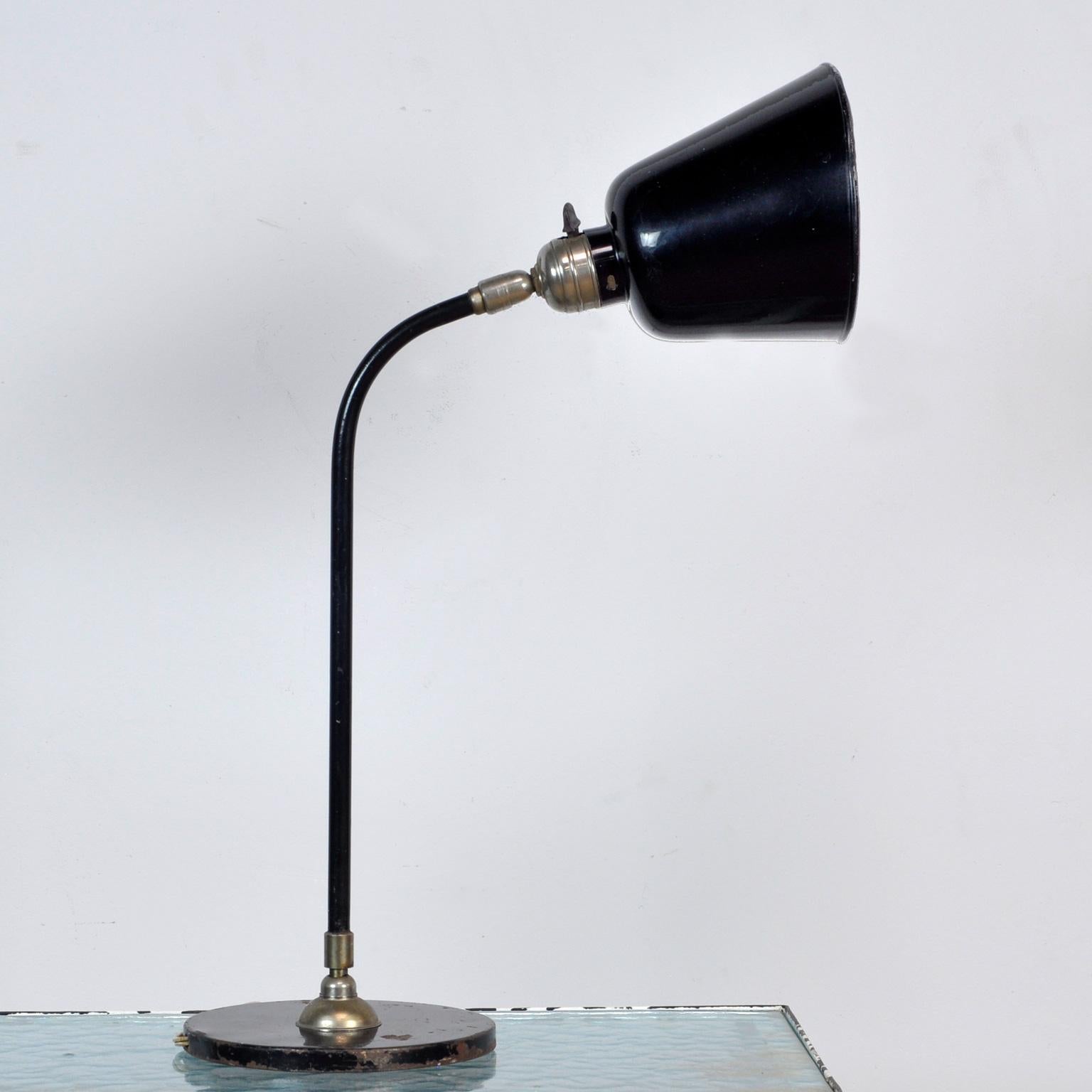 Christian Dell Desk Lamp, 1930's In Good Condition In Amsterdam, Noord Holland