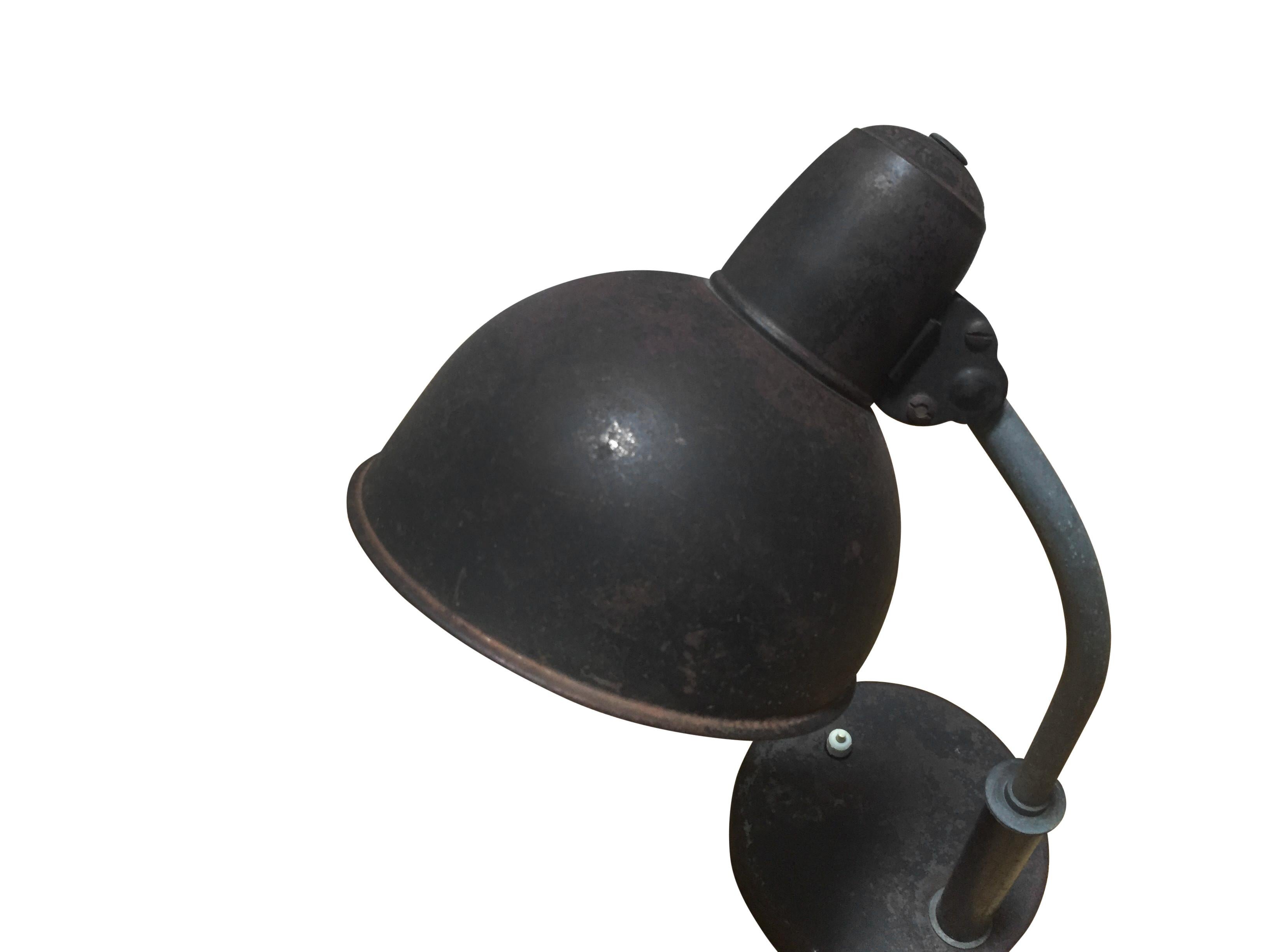 Christian Dell Original Black Metal Table Lamp by Idell Kaiser, 1930s Bauhaus In Good Condition For Sale In Amsterdam, NL