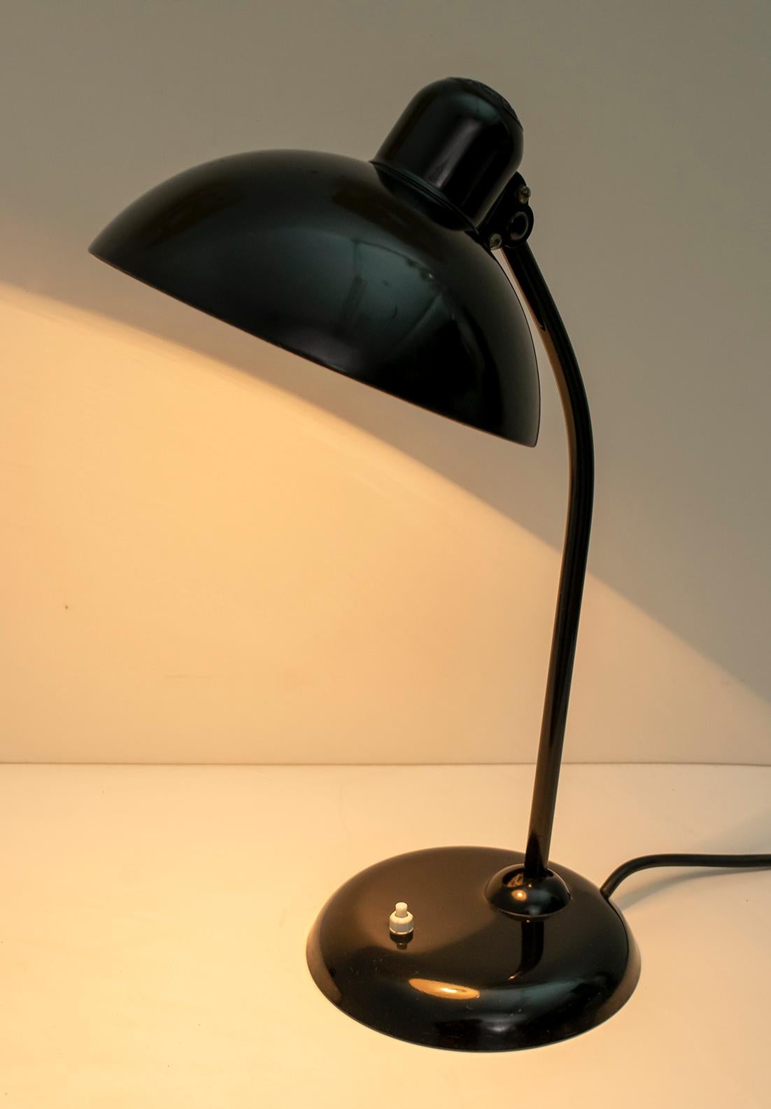 The KAISER idell lamp is characterized by Christian Dell's ability to create an elegant design with the basic geometric features of modernism: shapes such as sphere, circle and cylinder. Today, the KAISER idell is widely recognized as a symbol of