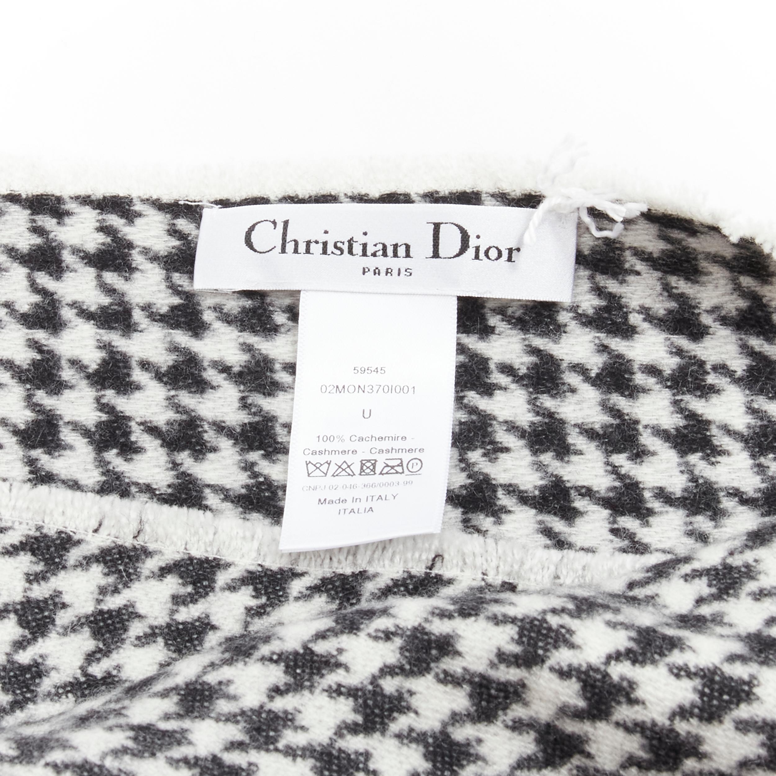 CHRISTIAN DIOR 100% cashmere black white houndstooth fringe poncho cape scarf 4