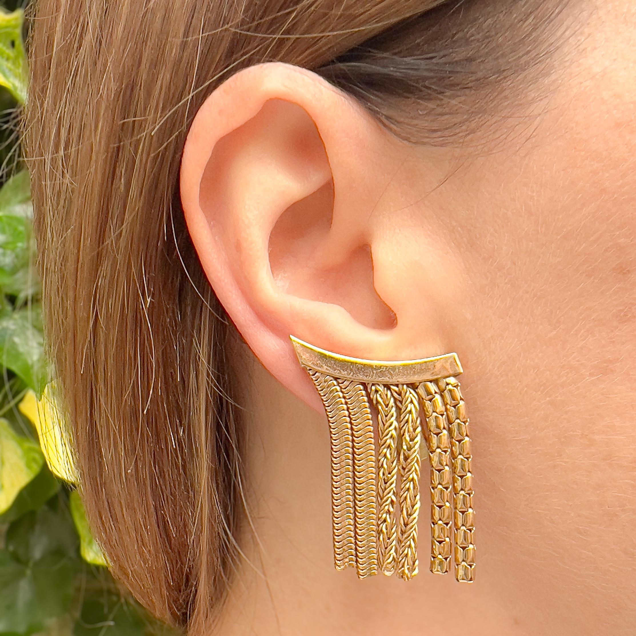 Christian Dior 1960s Gold Plated Vintage Chain Tassel Earrings For Sale 5