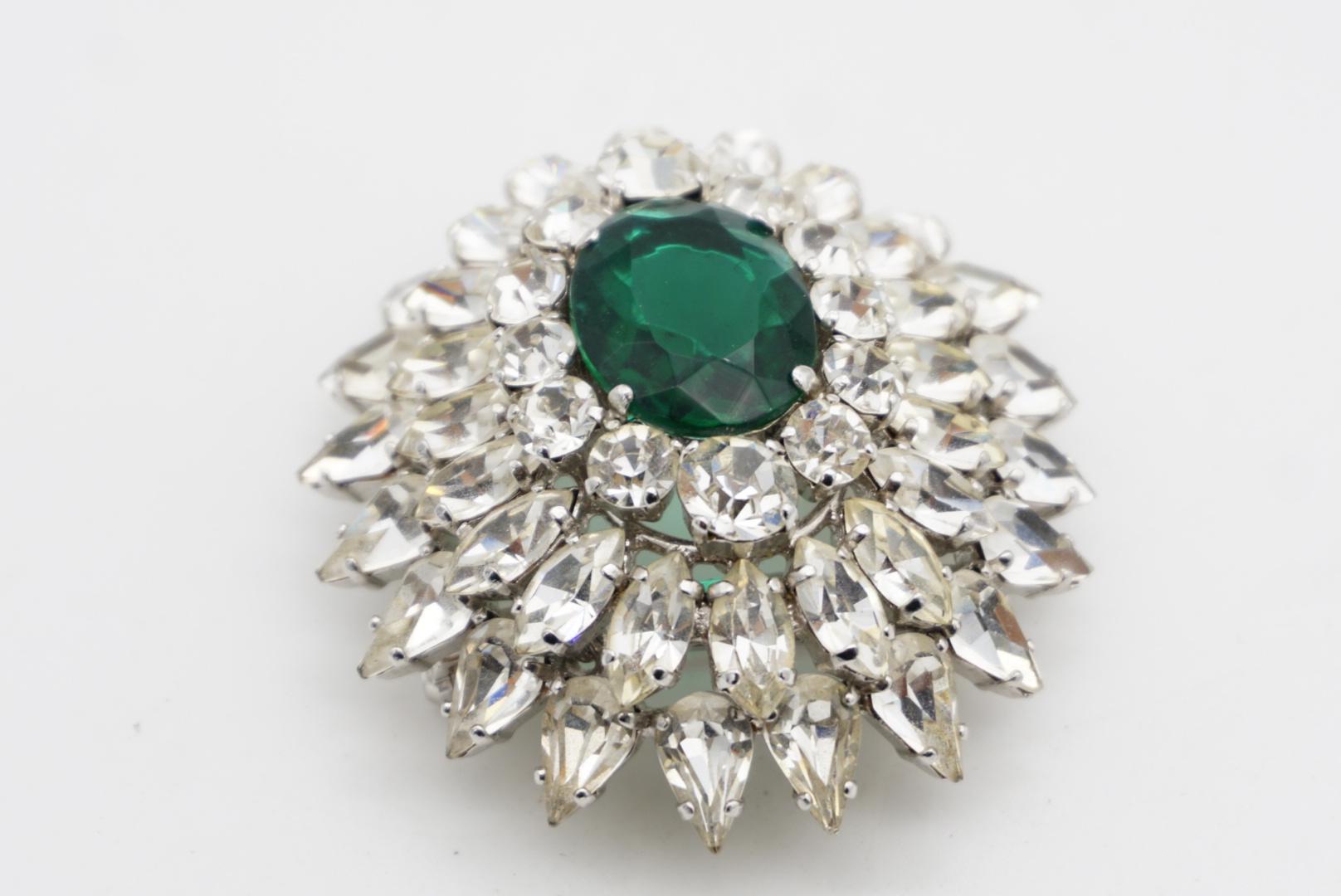 Christian Dior 1961 Grande spilla a goccia con cerchio di cristallo smeraldo Trio Marquise in vendita 7