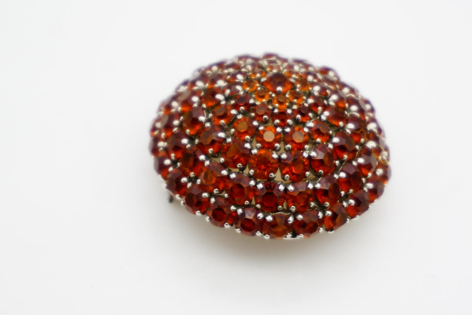 Christian Dior 1961 Vintage Citrine Amber Whole Crystal Round Dome Layer Brooch en vente 5
