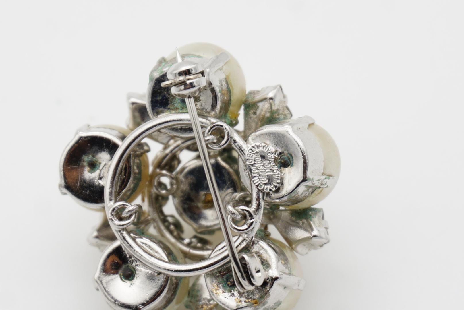 Christian Dior 1962 Vintage White Pearls Crystals Openwork Floral Dome Brooch 11