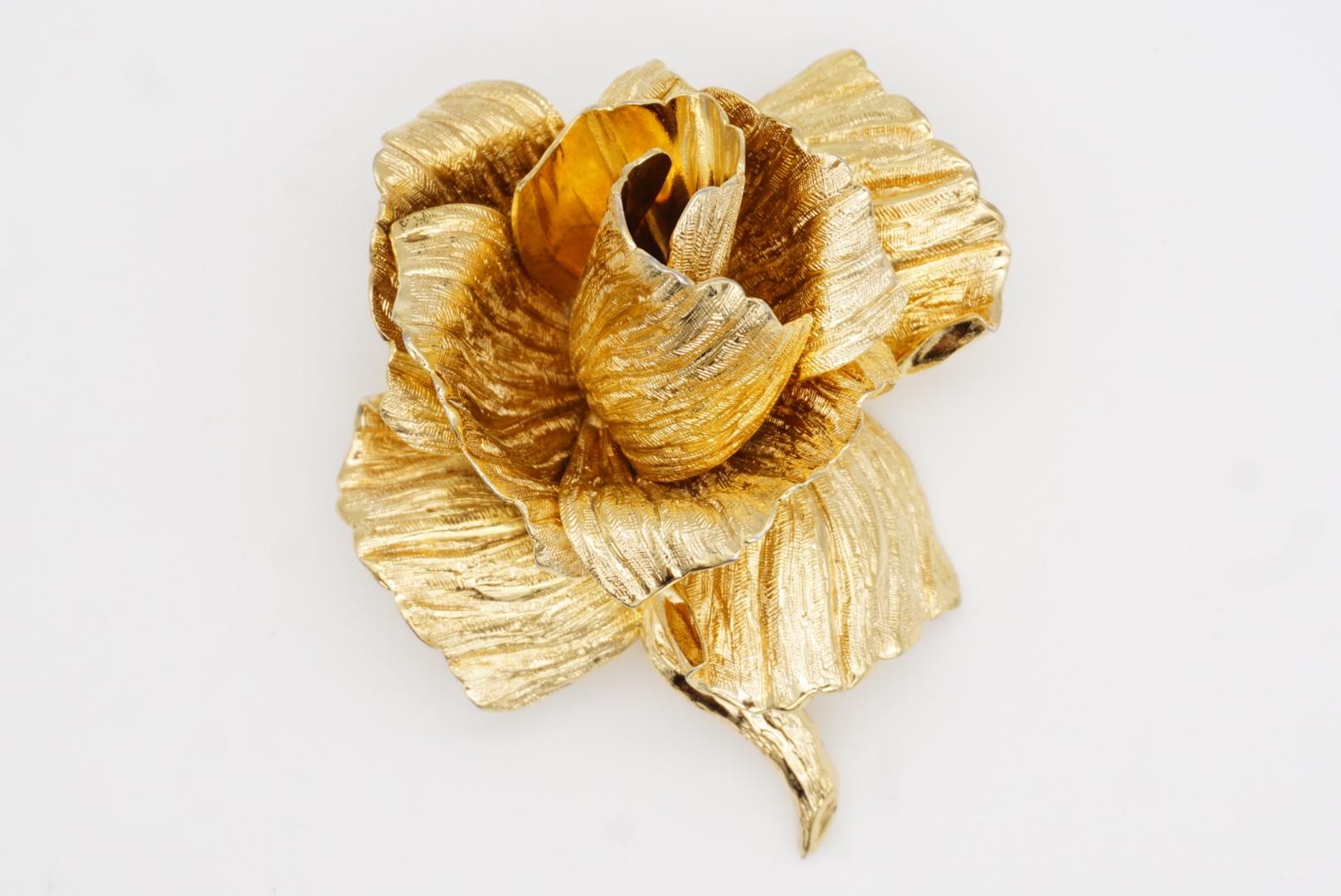 Christian Dior 1964 Vintage Large 3D Blossom Rose Flourish Flower Gold Brooch For Sale 3