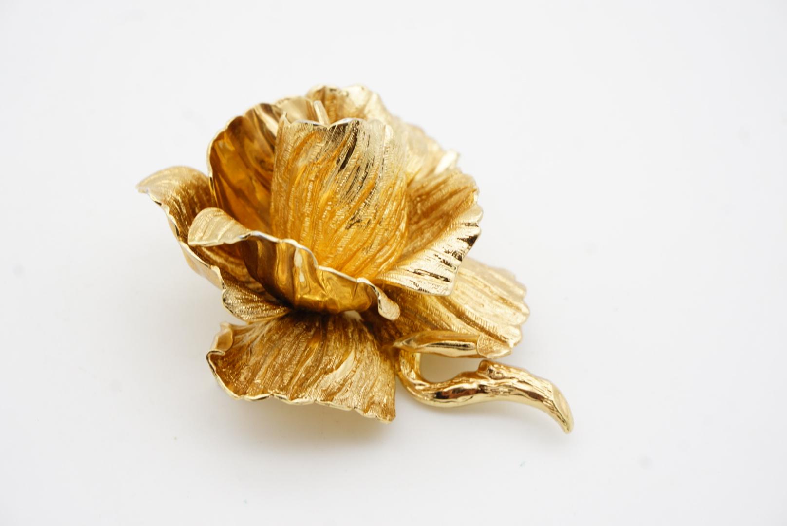 Christian Dior 1964 Vintage Broche grande esculpido en 3D de flor de rosa viva 7