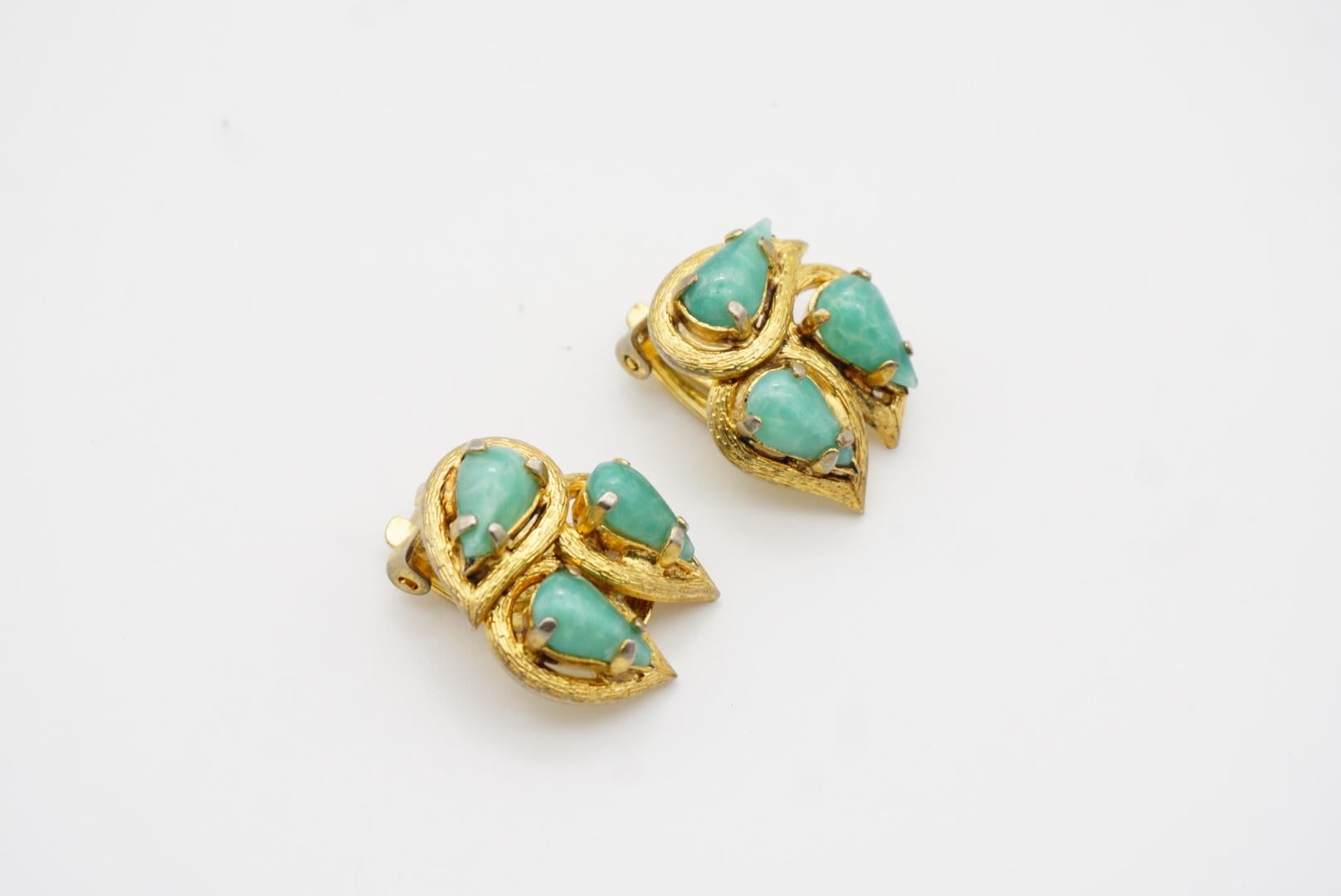 Christian Dior 1965 Vintage Emerald Jade Green Trio Water Tear Drops Earrings For Sale 7