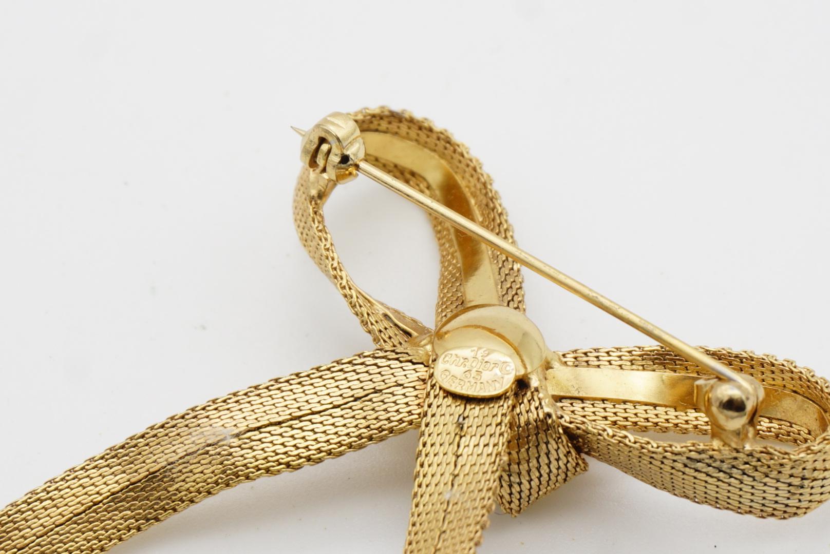 Christian Dior 1965 Vintage Long Knot Bow Ribbon Star Relief Mesh Gold Brooch 7
