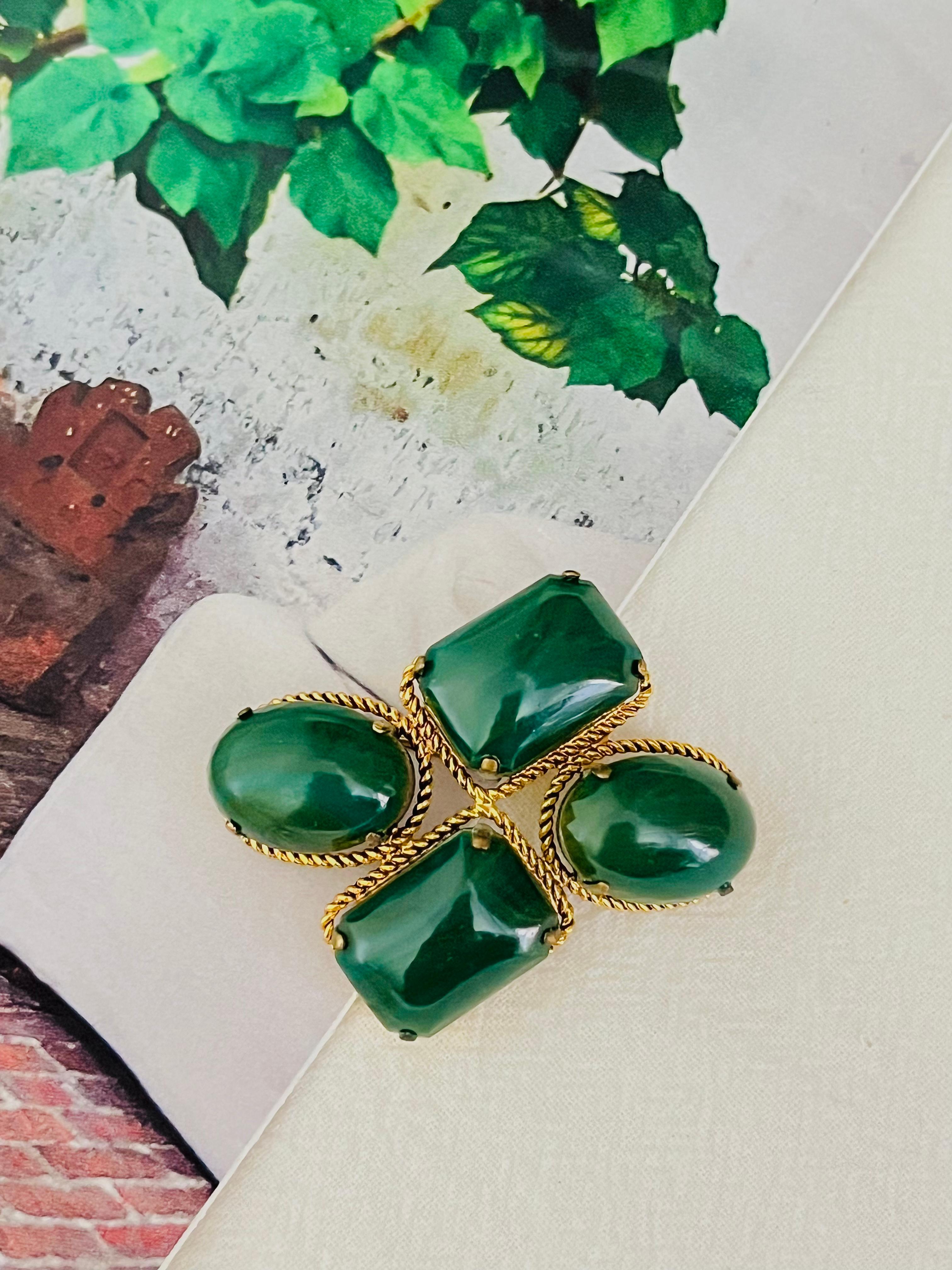 Art Deco Christian Dior 1966 Vintage Four Dark Green Emerald Oval Rectangle Gold Brooch For Sale