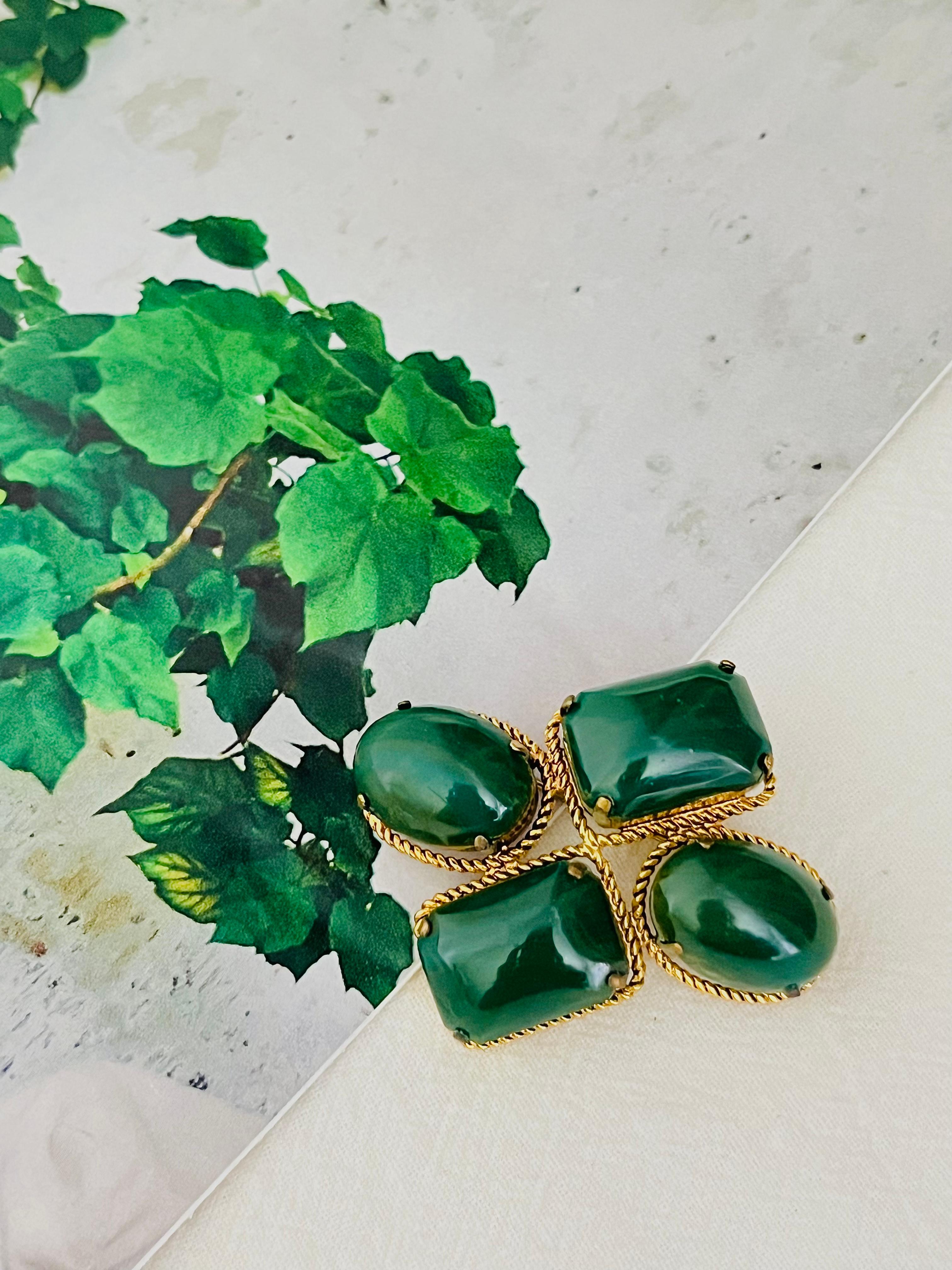 Christian Dior 1966 Vintage Four Dark Green Emerald Oval Rectangle Gold Brooch In Good Condition For Sale In Wokingham, England