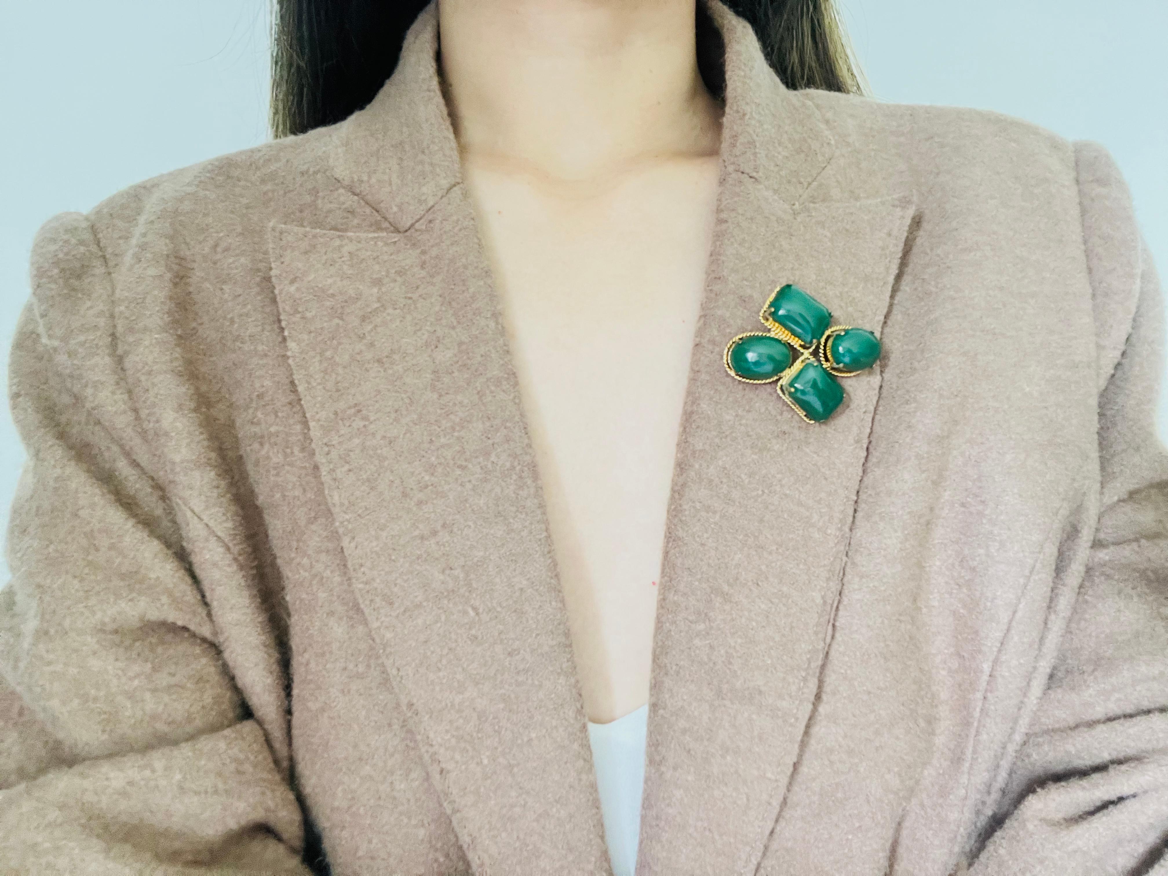 Christian Dior 1966 Vintage Four Dark Green Emerald Oval Rectangle Gold Brooch For Sale 2