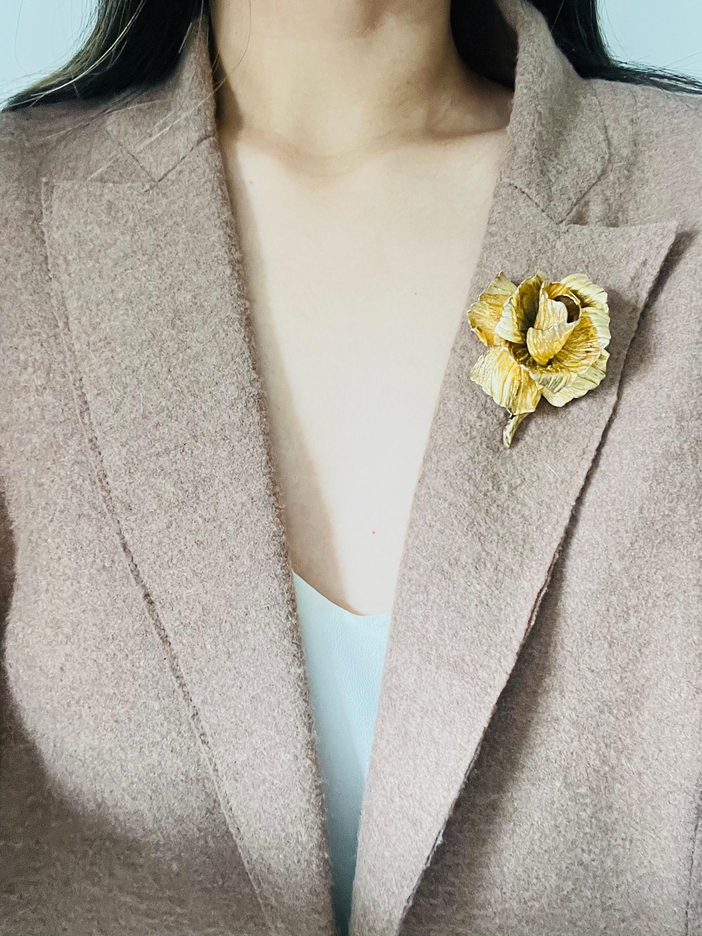 Christian Dior 1969 Vintage 3D Grande Flor Florido Flor Rosa Broche en venta 3