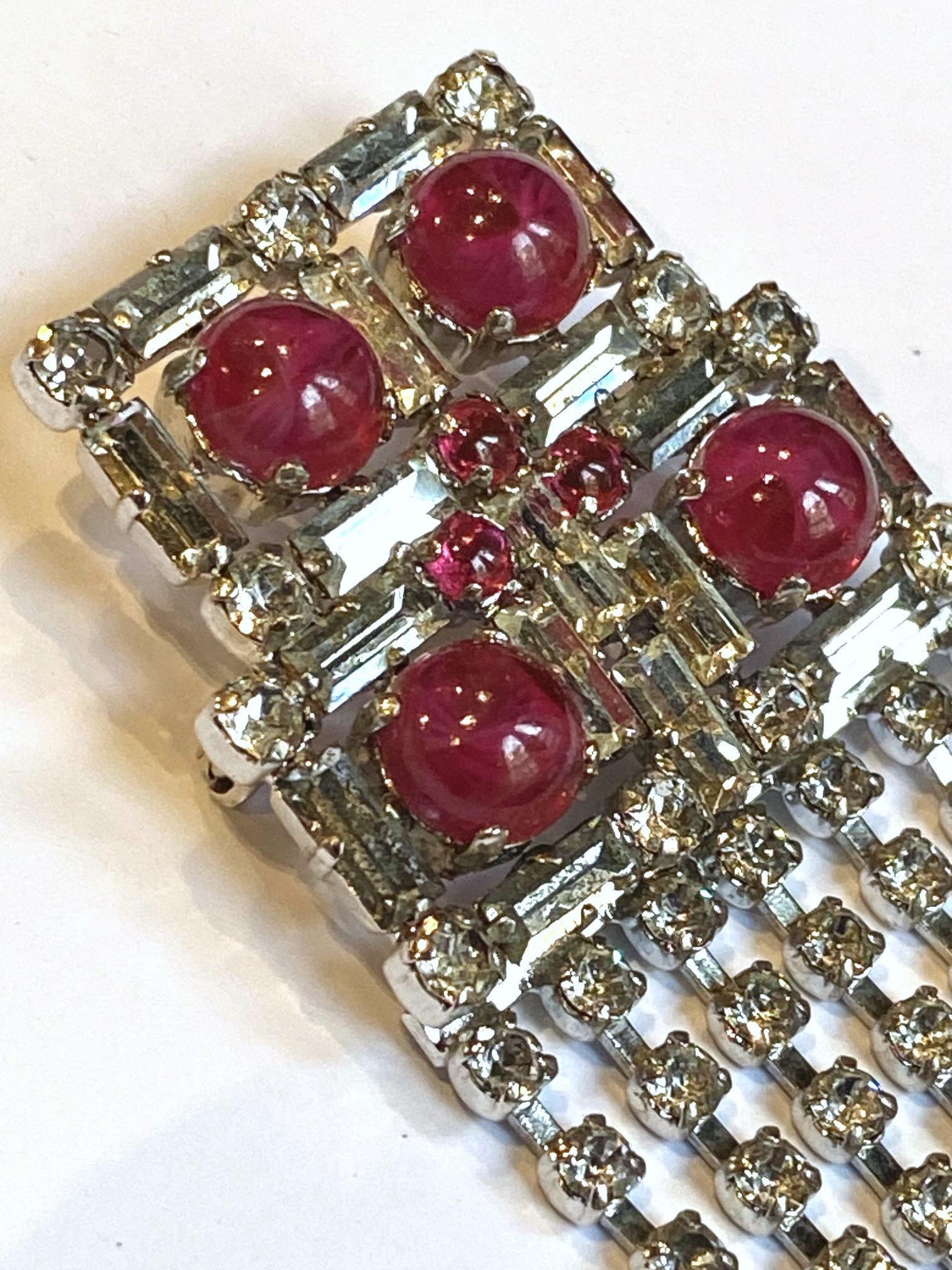 Christian Dior 1970 Red Cabochon & Rhinestone Fringe Brooch In Good Condition In New York, NY
