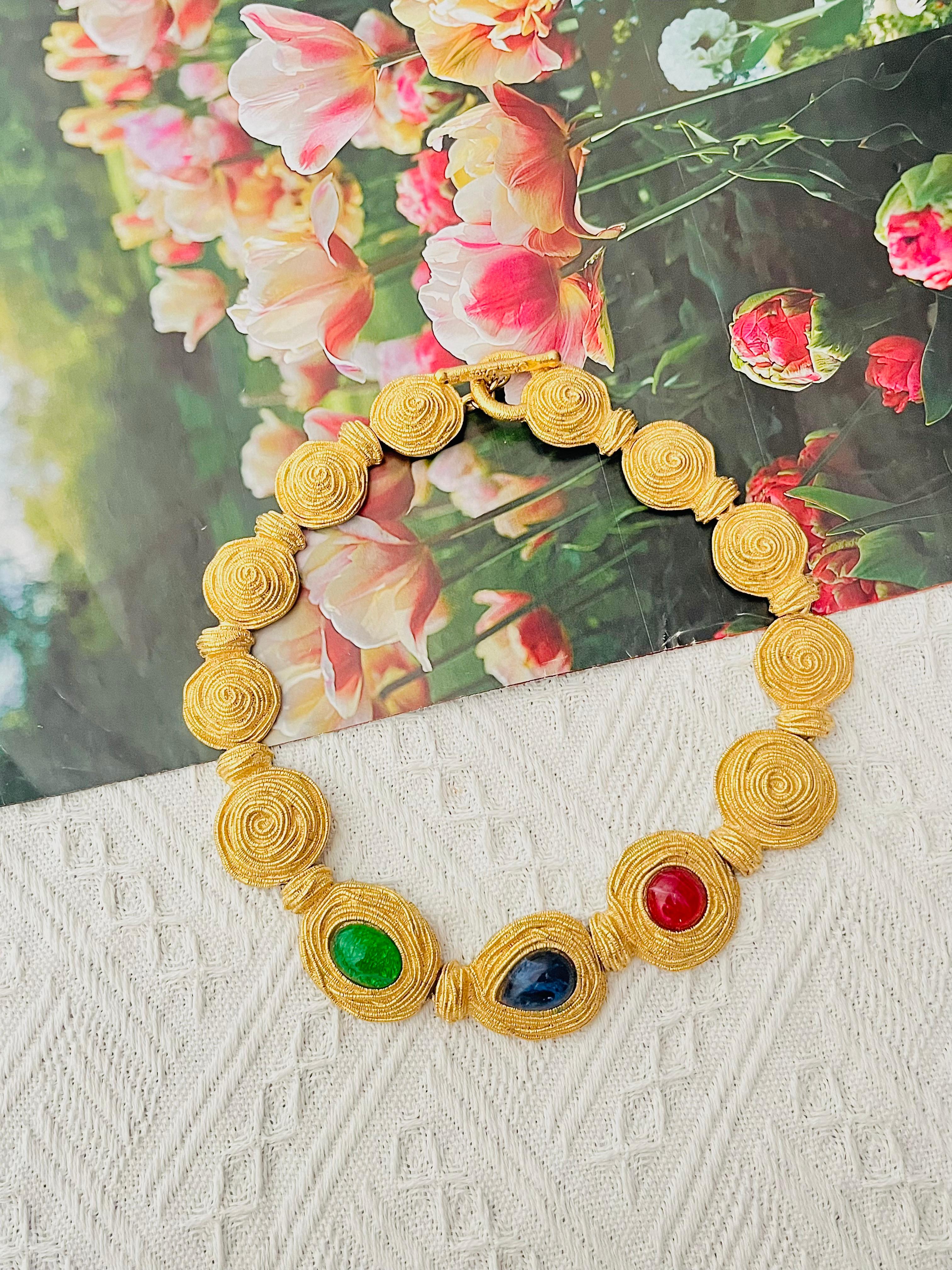 Art Déco Christian Dior 1970 - Collana a spirale con smeraldo e zaffiro con cabochon in vendita