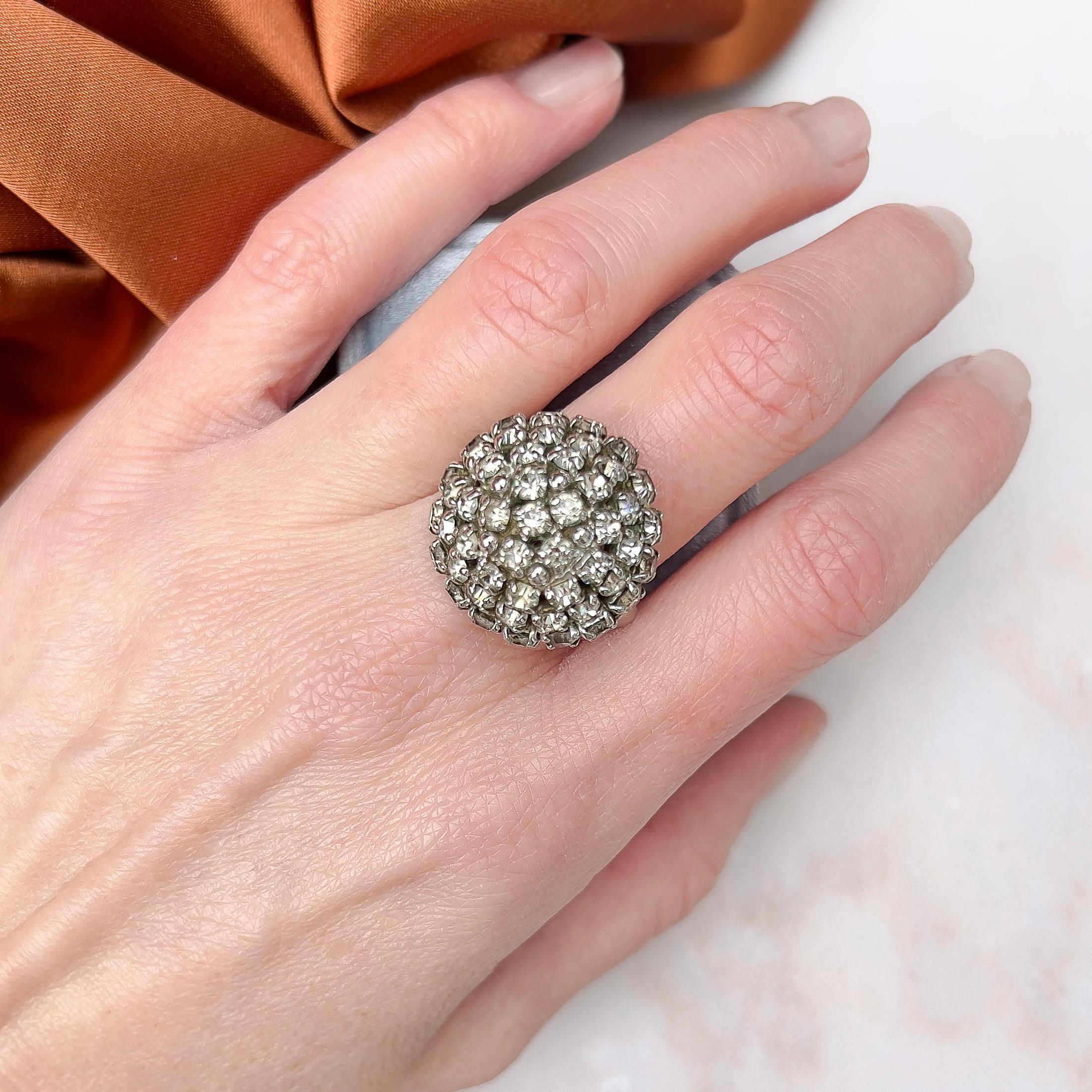 Christian Dior 1970s Statement Vintage Rhinestone Cocktail Ring In Good Condition For Sale In Skelmersdale, GB