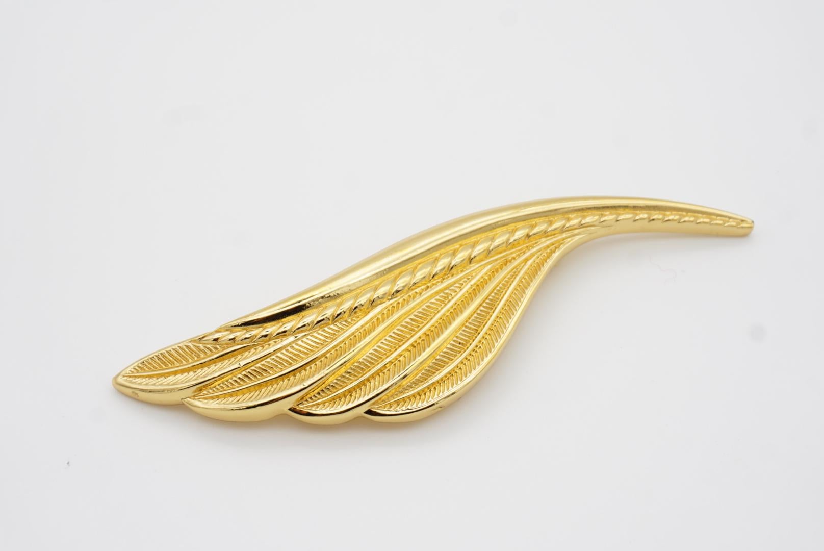 Christian Dior 1970s Vintage Huge Openwork Large Long Feather Leaf Gold Brooch  For Sale 5