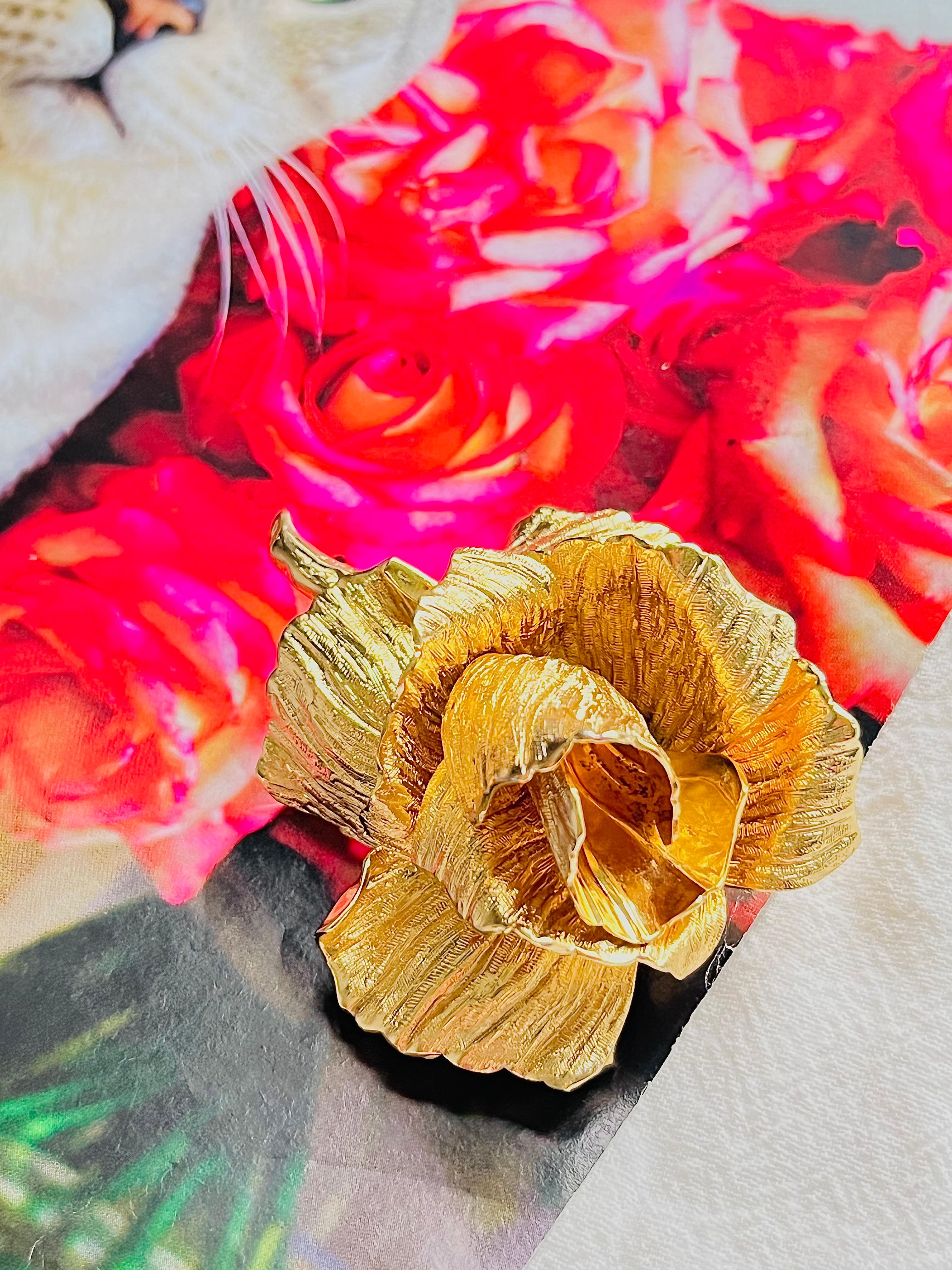 Women's or Men's Christian Dior 1970s Vintage Large 3D Textured Vivid Floral Rose Blossom Brooch For Sale