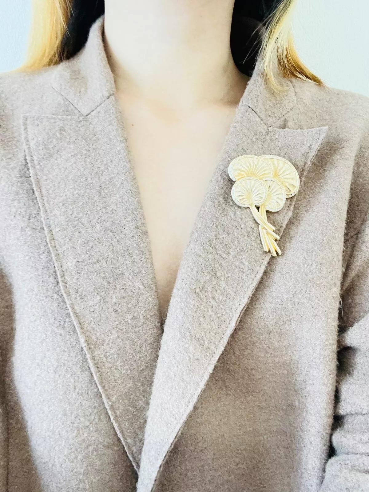 Christian Dior 1970s Vintage Large Layers Palm Leaf Mushroom Crystals Brooch 1