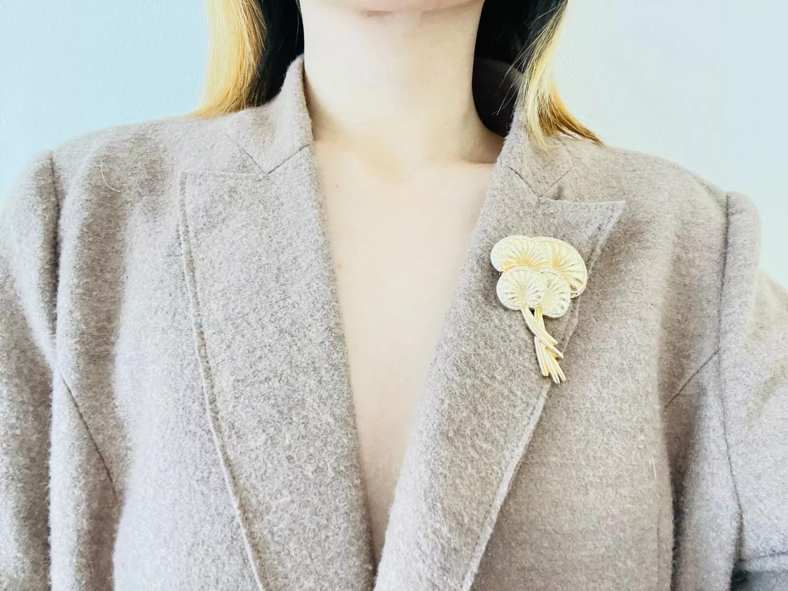 Christian Dior 1970s Vintage Large Layers Palm Leaf Mushroom Crystals Brooch 2