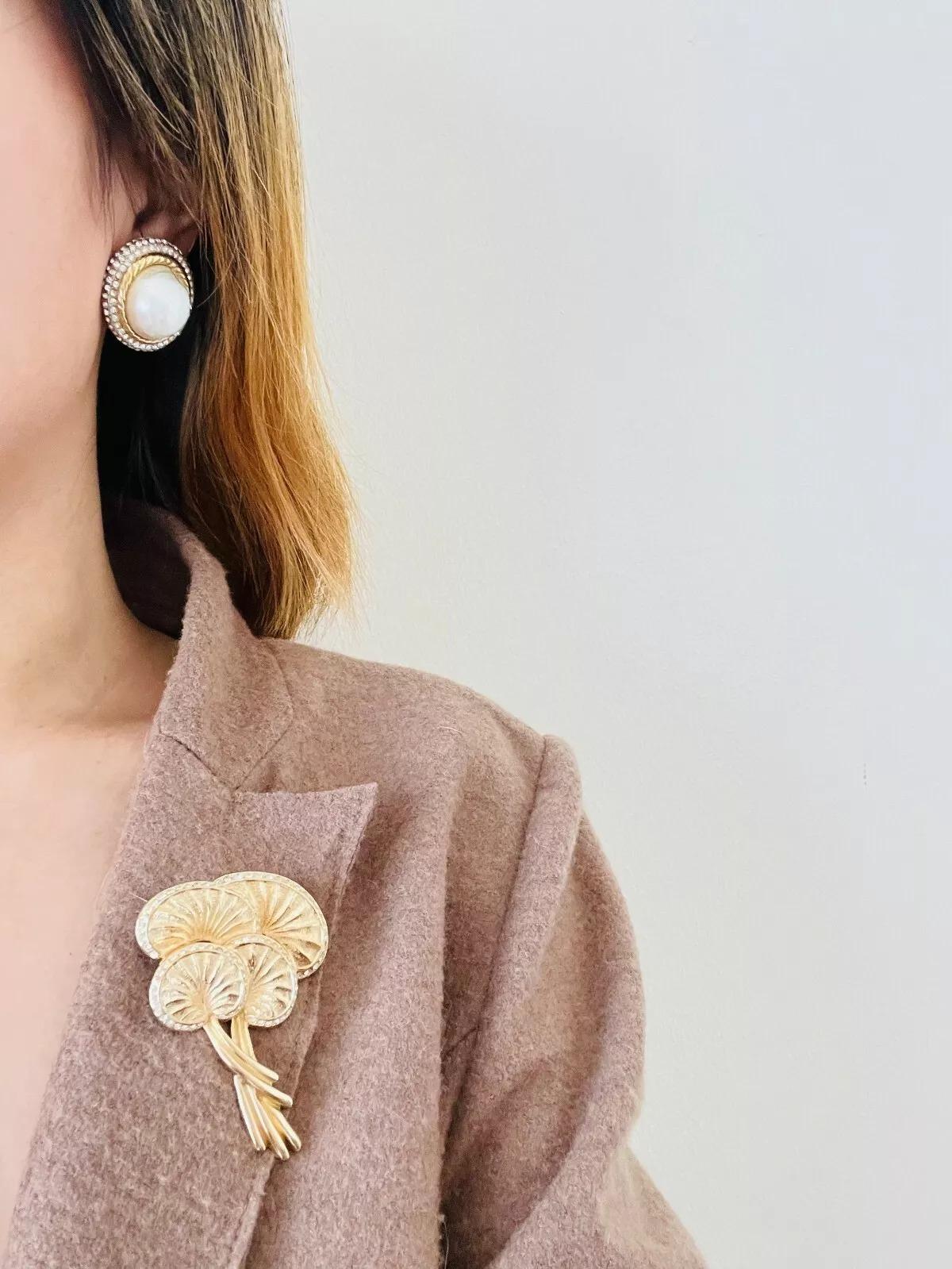 Christian Dior 1970s Vintage Large Layers Palm Leaf Mushroom Crystals Brooch 3