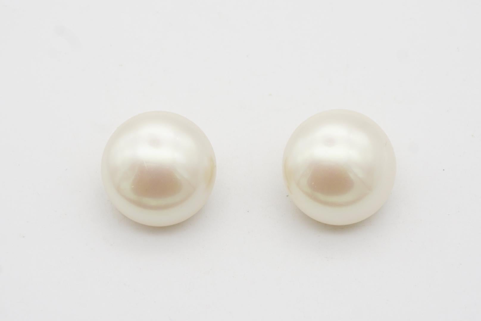 Christian Dior 1970s Vintage Large Round Circle White Pearl Gold Clip Earrings For Sale 3