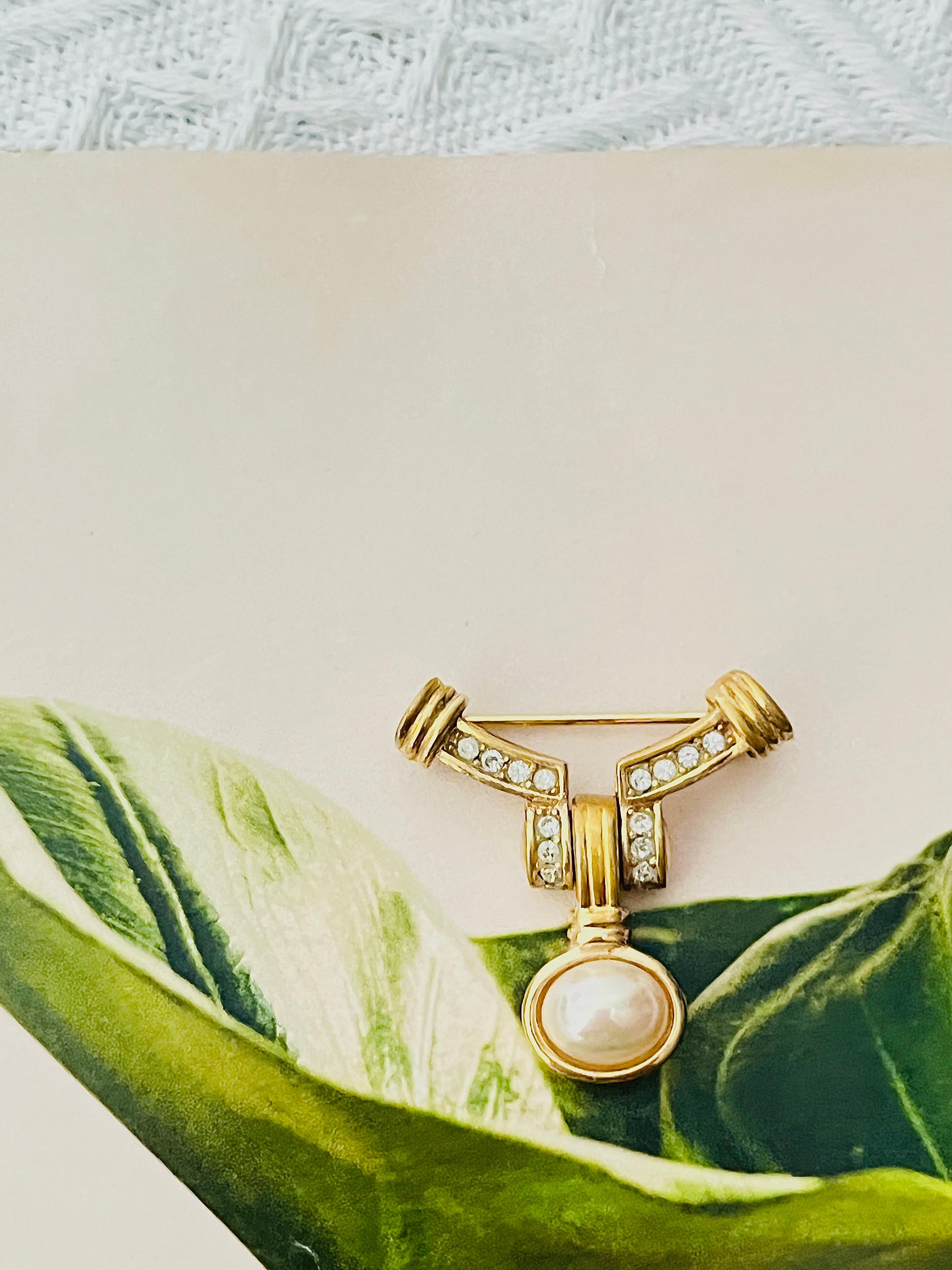 Christian Dior Broche vintage amovible en perles et cristaux courbés, années 1970 Bon état à Wokingham, England