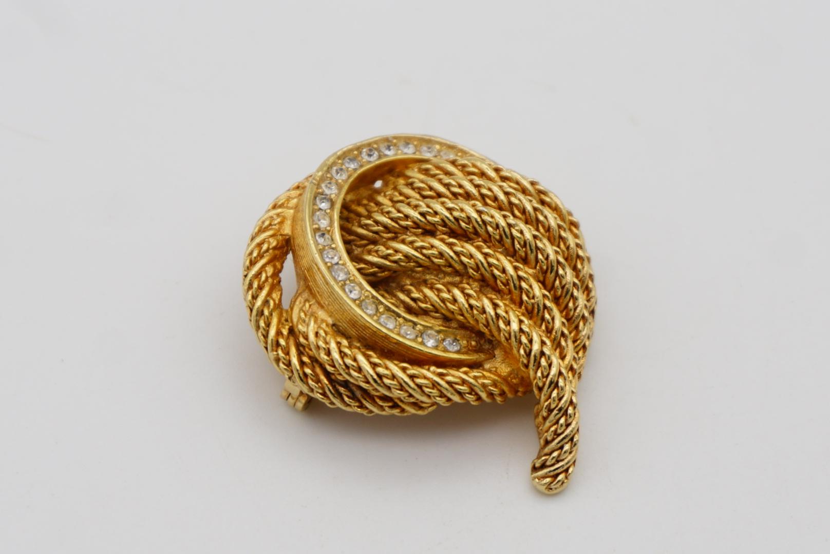 Christian Dior 1970s Vintage Round Hoop Knot Twist Rope Crystals Gold Brooch For Sale 2