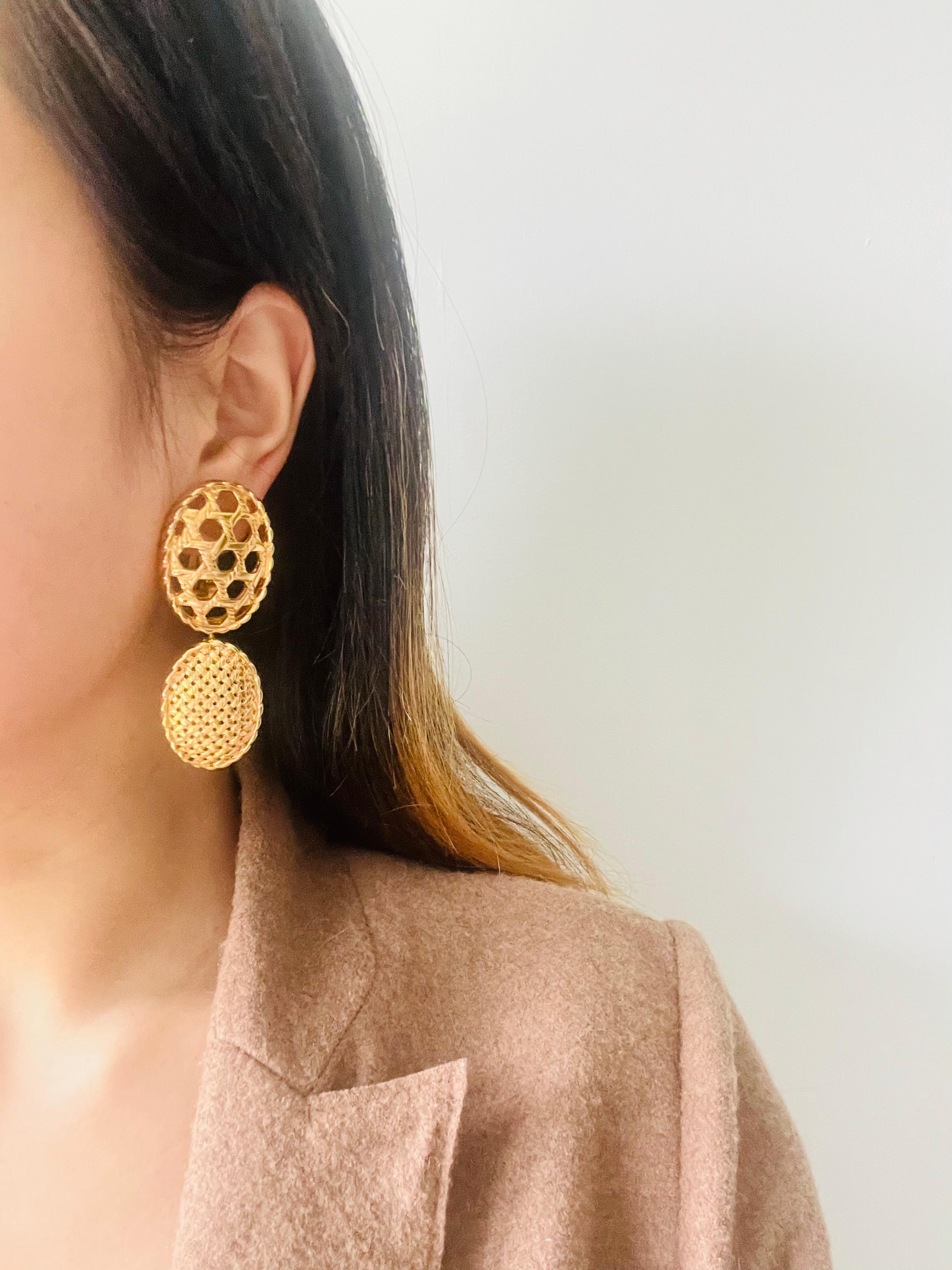 Christian Dior 1980 Vintage Double Oval Mesh Openwork Chunky Drop Clip Earrings For Sale 1
