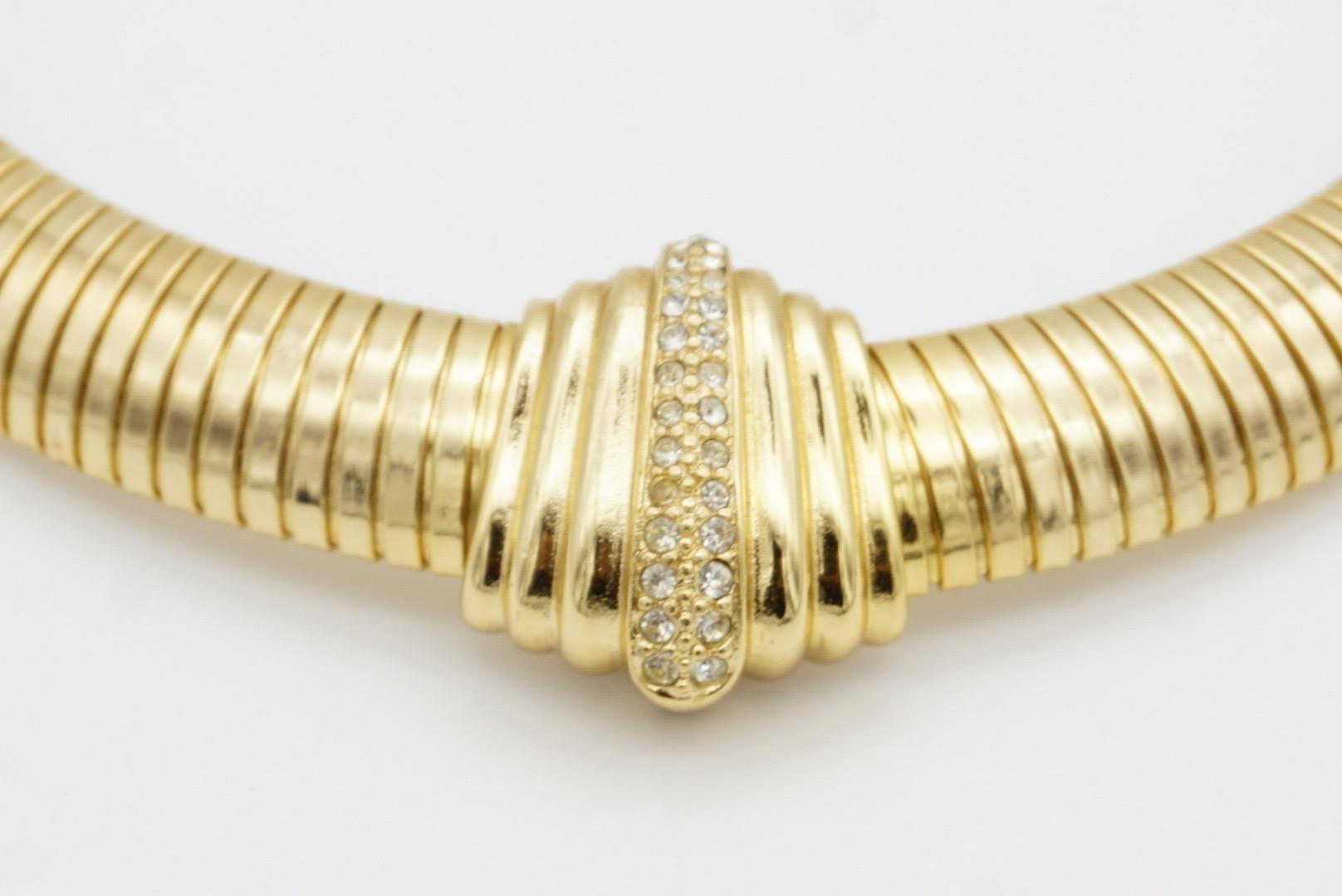 Christian Dior 1980 Vintage Shell Fan Crystal Wide Ribbed Omega Chunky Necklace en vente 5