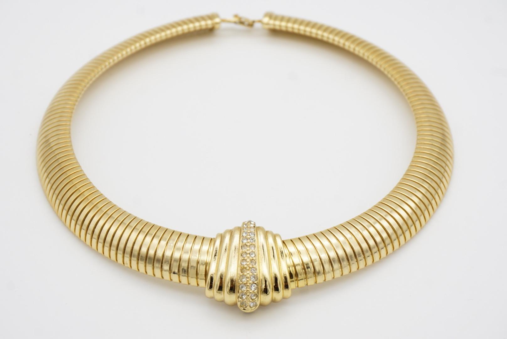 Christian Dior 1980 Vintage Shell Fan Crystal Wide Ribbed Omega Chunky Necklace en vente 4