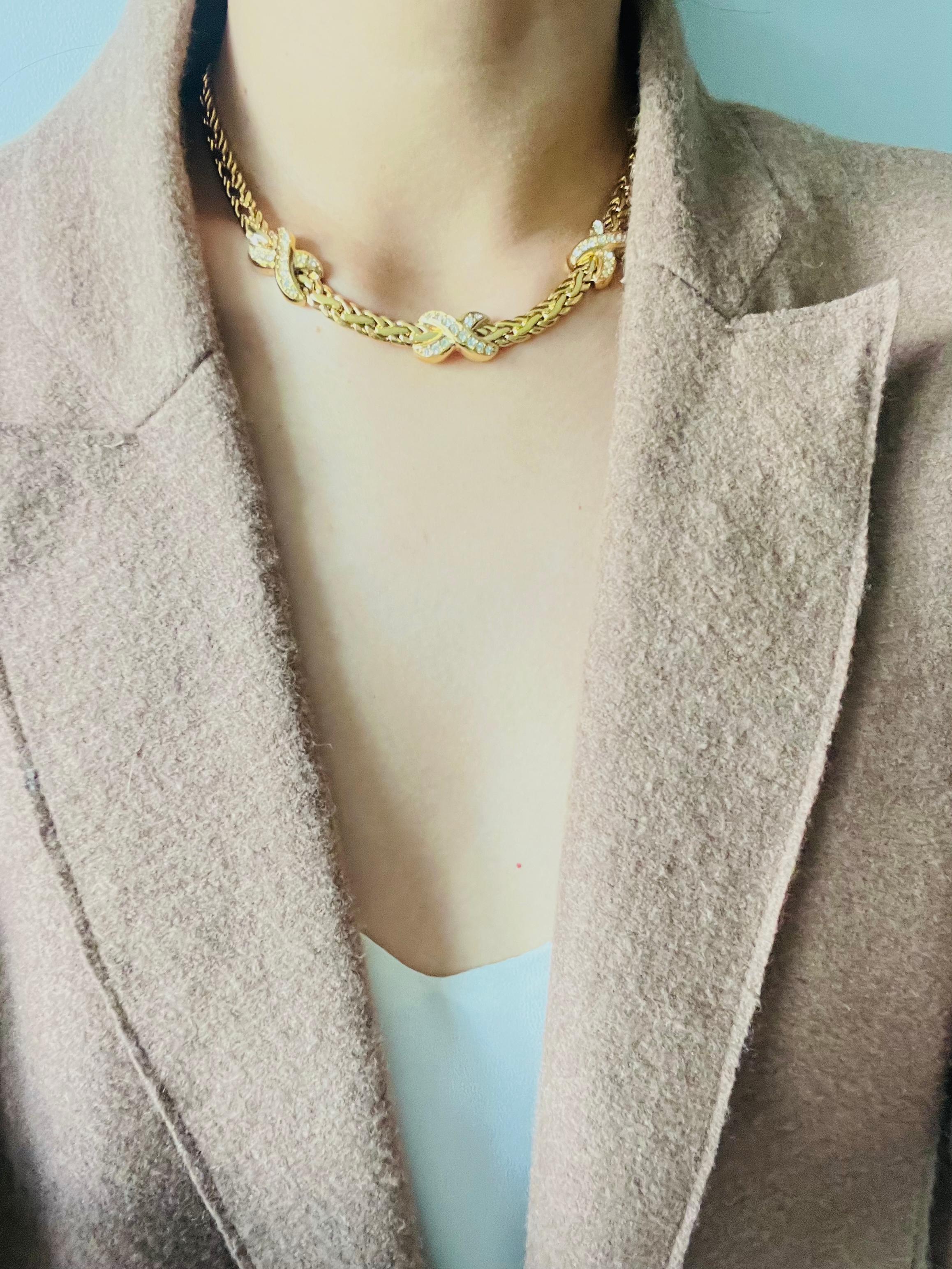 Women's or Men's Christian Dior 1980 Vintage Trio Kiss Cross X Link Crystals Gold Omega Necklace