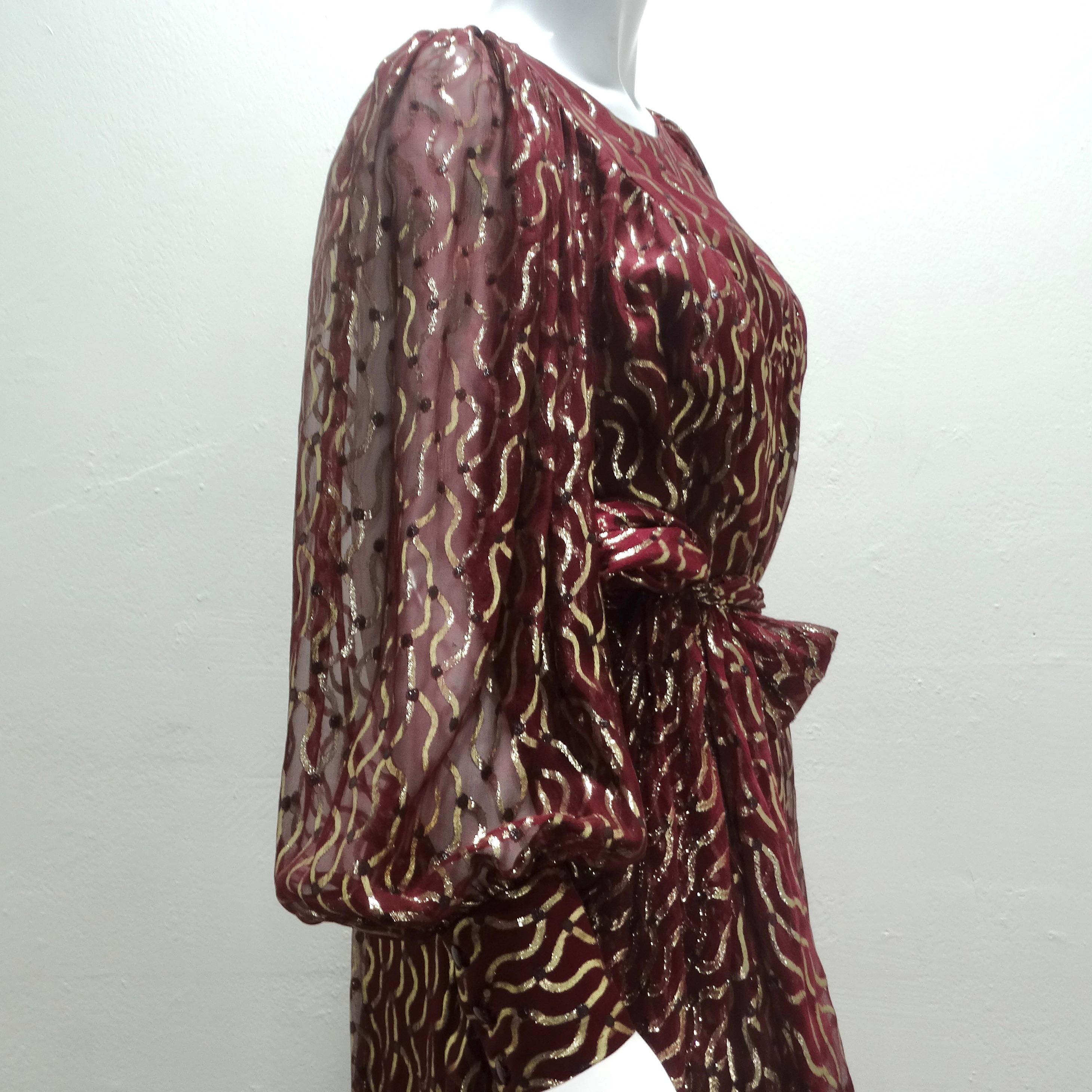 Robe des années 1980 de Christian Dior en bourgogne et or métallisé en vente 1