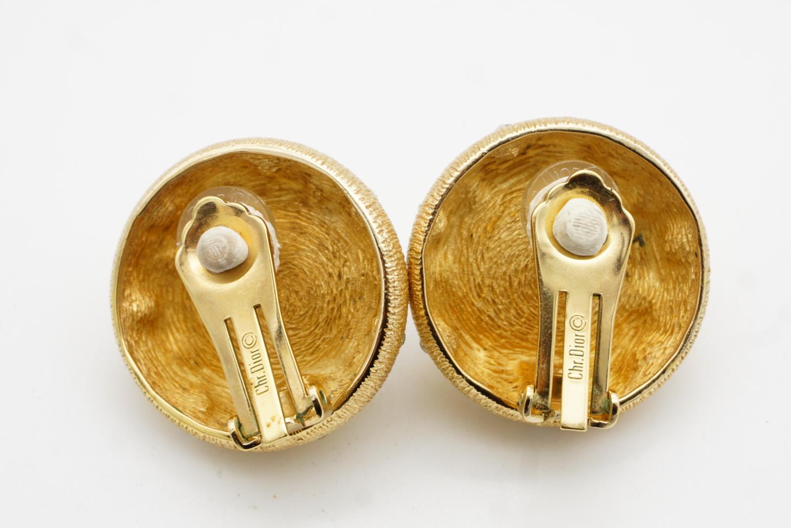 Christian Dior 1980s Large Round Circle White Pearl Crystals Dome Clip Earrings For Sale 7