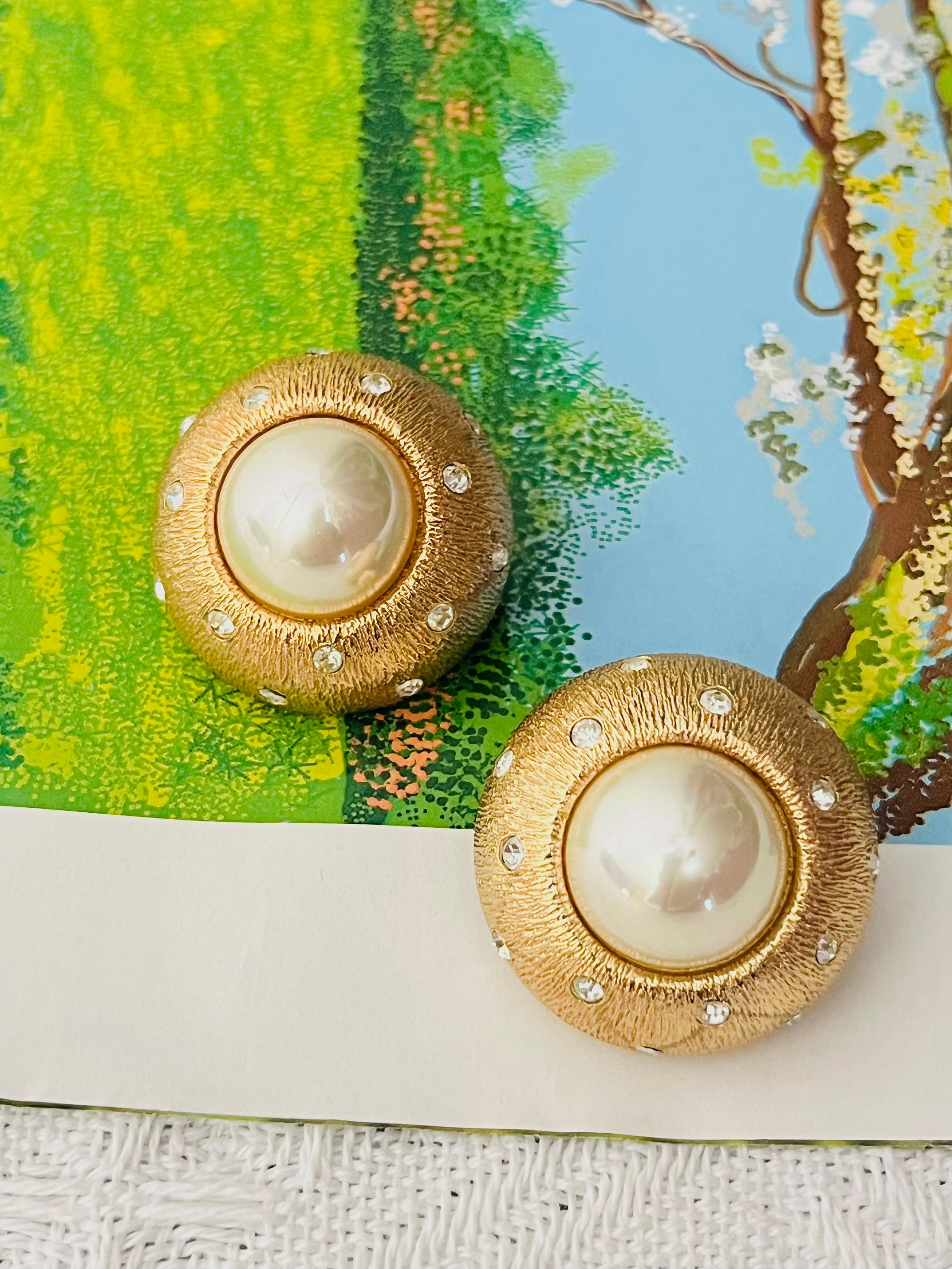 Art Deco Christian Dior 1980s Large Round Circle White Pearl Crystals Dome Clip Earrings For Sale
