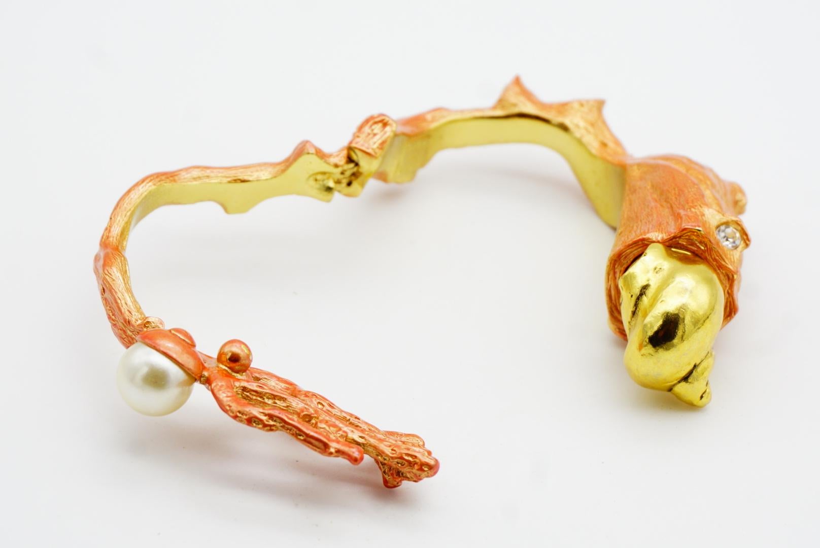 Christian Dior 1980, bracciale arancione con corallo, conchiglia, torcia e cristalli di perla in vendita 11