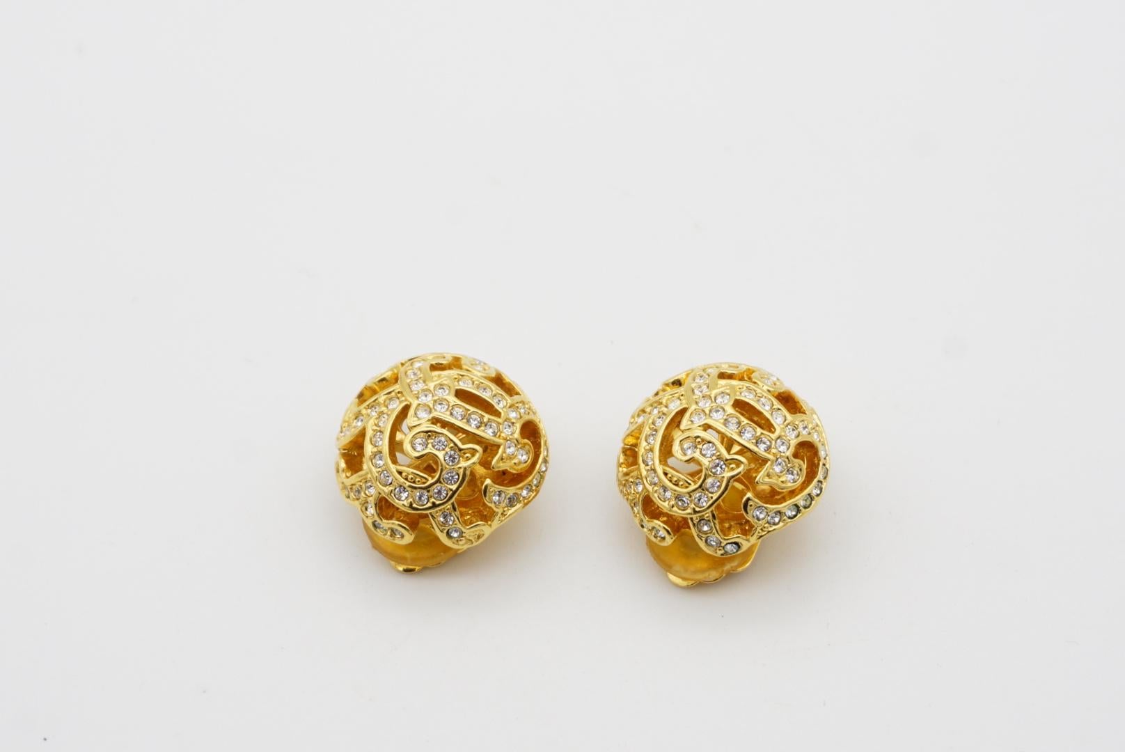 Christian Dior 1980s Round Ball Openwork Crystals Filigree Gold Clip Earrings In Excellent Condition For Sale In Wokingham, England