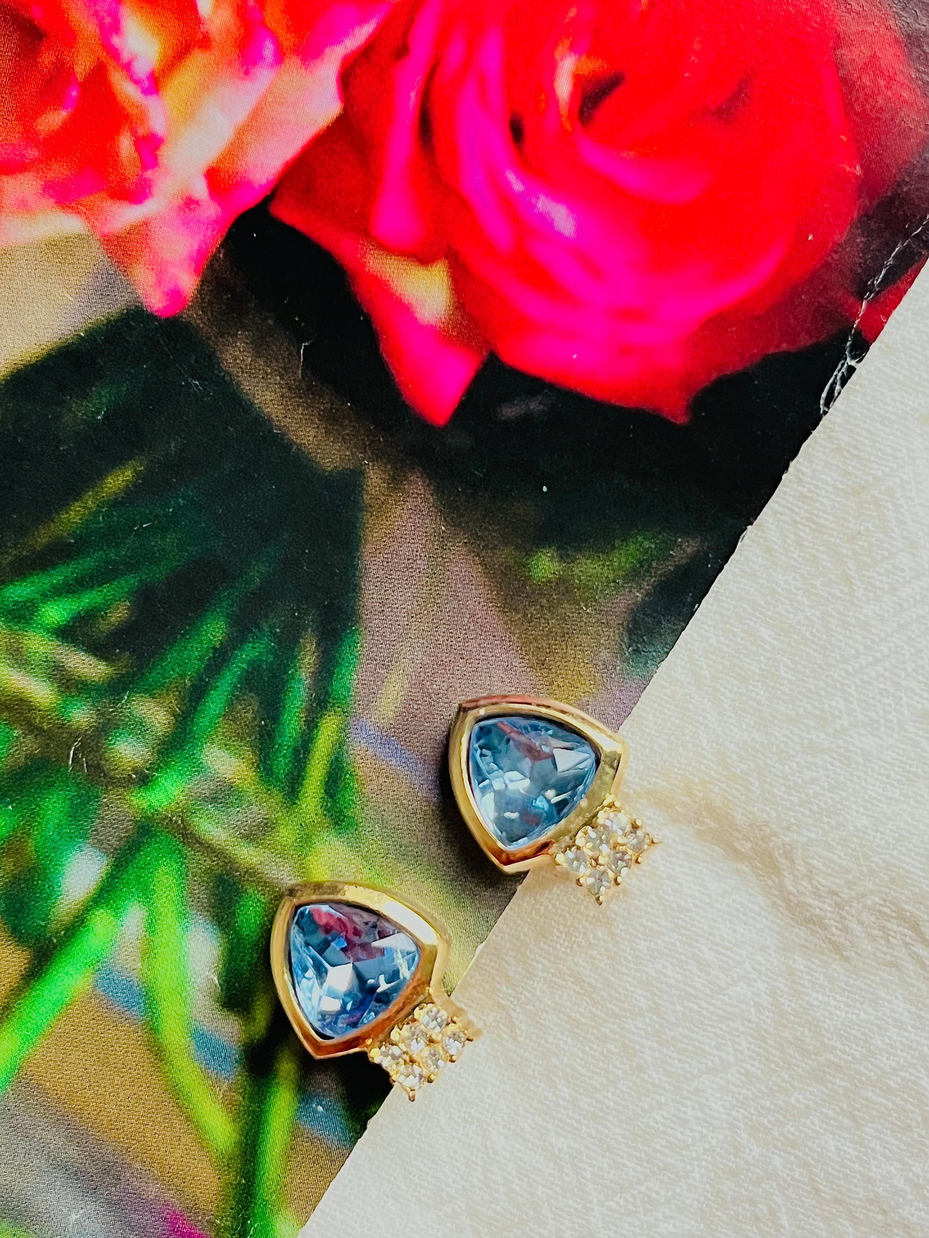 Christian Dior 1980er Jahre Vintage Aquamarin Kristalle Blaues Dreieck Clip-On-Ohrringe im Zustand „Hervorragend“ im Angebot in Wokingham, England