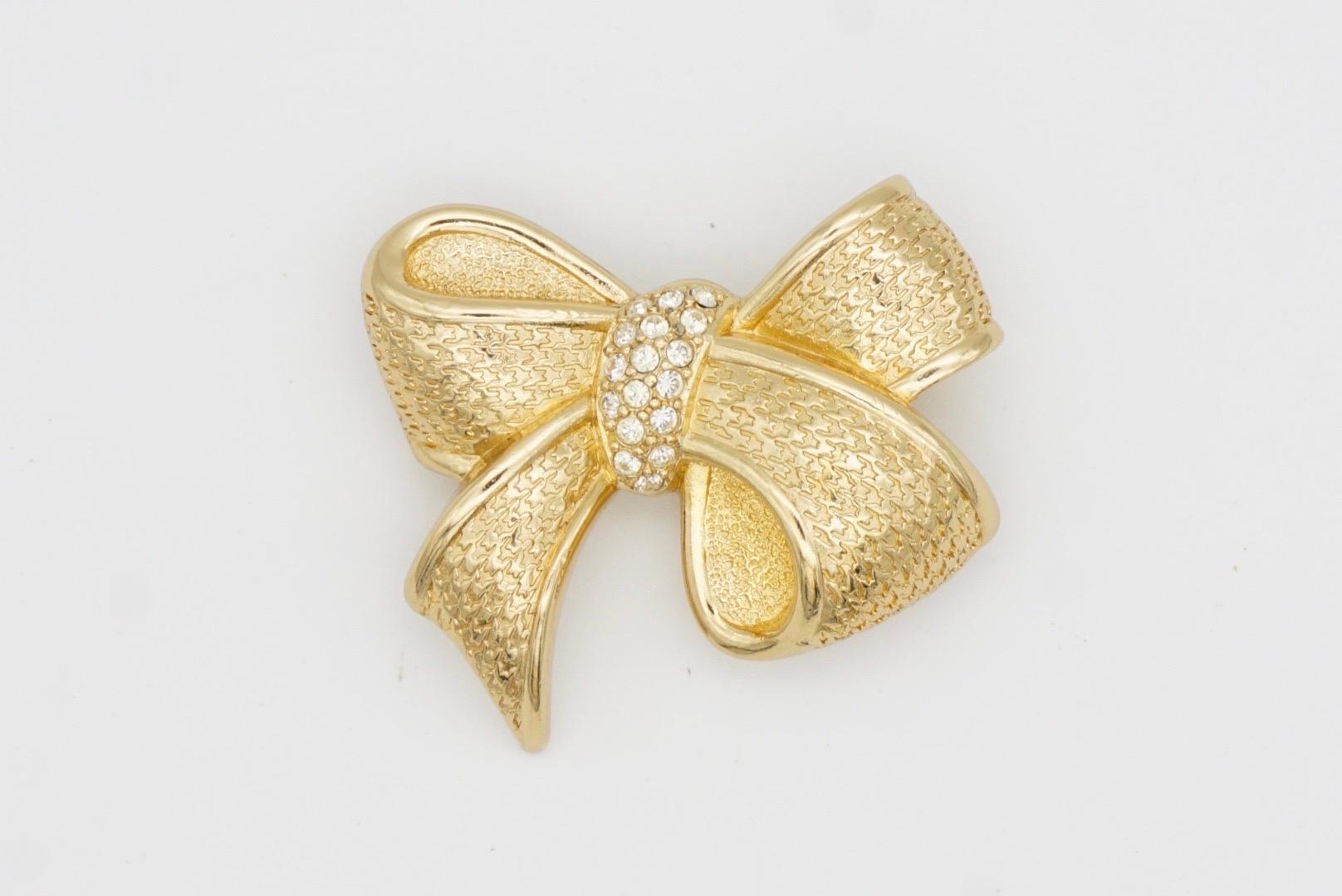 Christian Dior 1980er Jahre Vintage Kristalle Knoten Schleife Schmetterling Elegante Brosche im Angebot 3