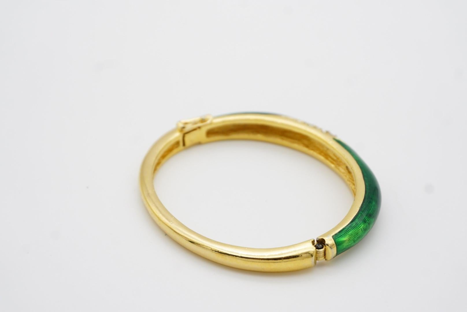 Christian Dior 1980s Vintage Emerald Green Enamel Crystals Cuff Bangle Bracelet For Sale 8