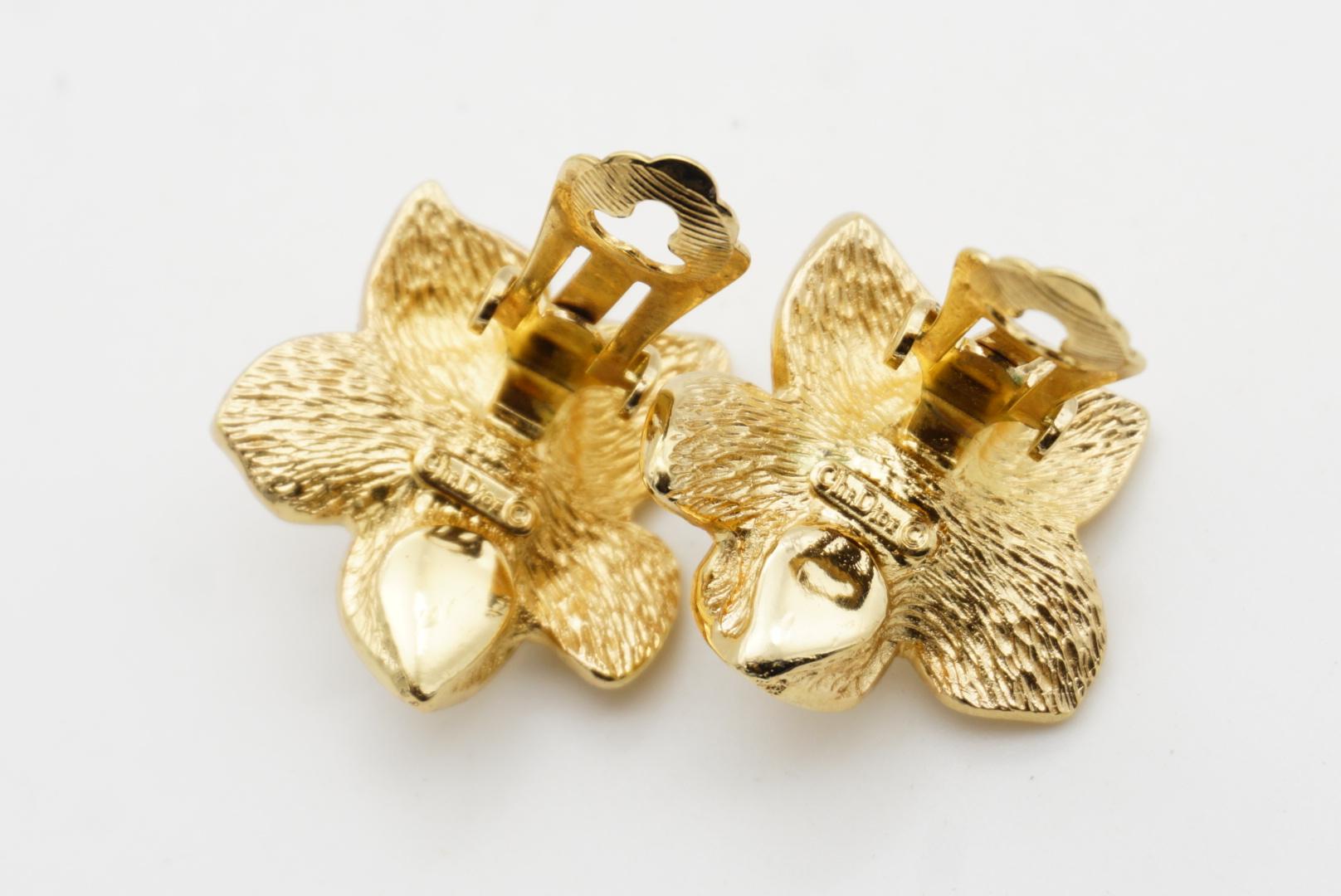 Christian Dior 1980 Boucles d'oreilles Clip Fleur Fleur Blanche Perle Ronde Cristaux Vintage en vente 7