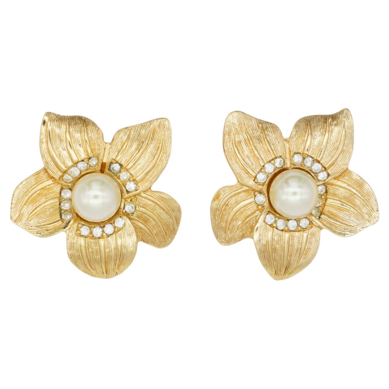 Christian Dior 1980s Vintage Flower White Round Pearl Crystals Clip Earrings