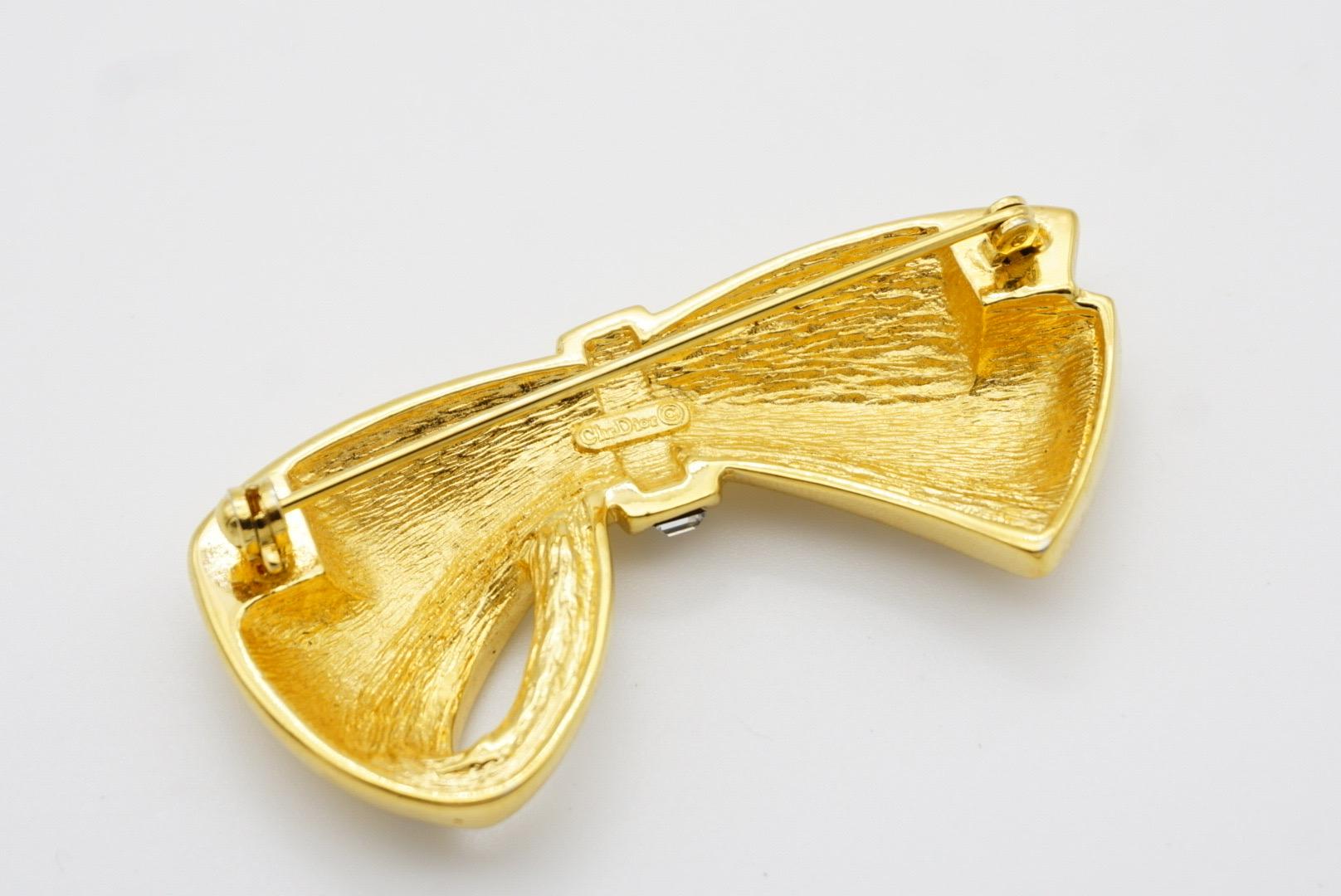 Christian Dior 1980s Vintage Glow Knot Bow Ribbon Gold Crystals Chunky Brooch For Sale 8
