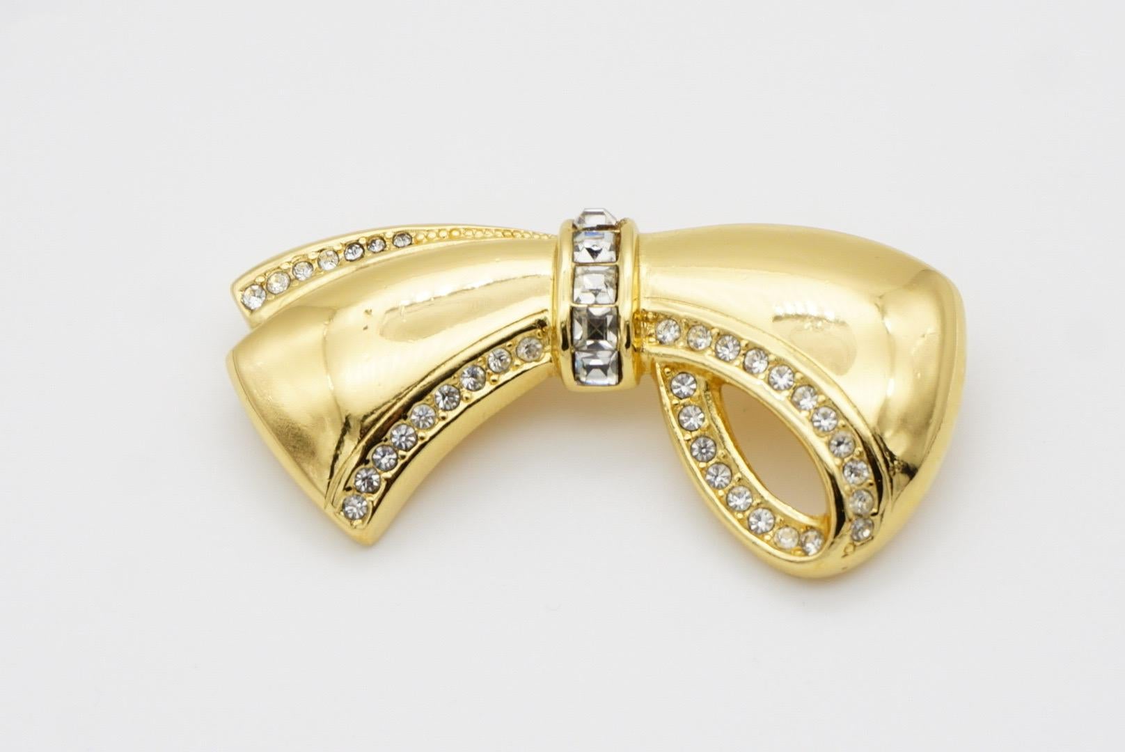 Christian Dior 1980er Jahre Vintage Glow Knot Schleife Band Gold Kristalle Chunky Brosche im Angebot 3