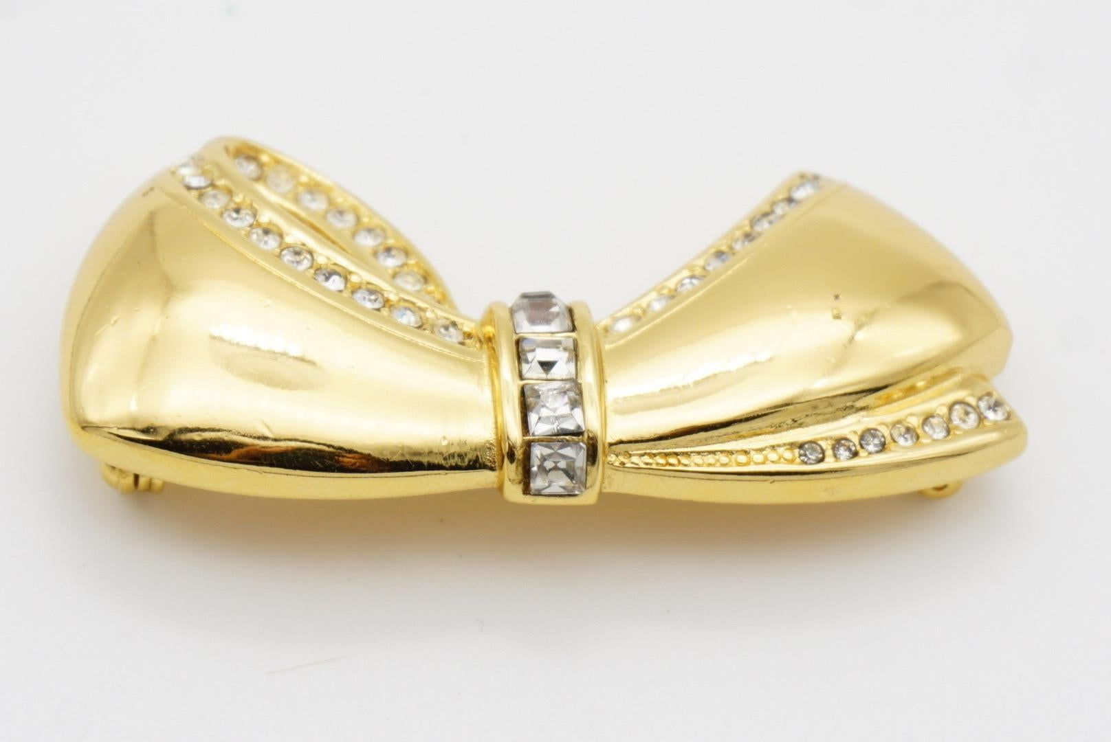 Christian Dior 1980s Vintage Glow Knot Bow Ribbon Gold Crystals Chunky Brooch For Sale 4