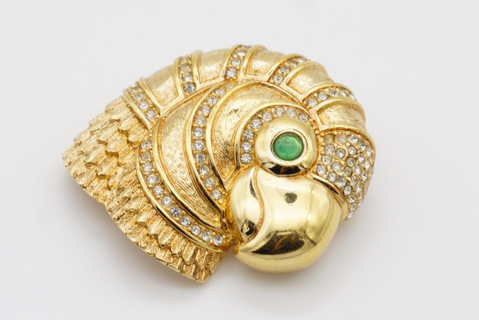 Christian Dior 1980s Vintage Gripoix Emerald Eye Parrot Bird Head Crystal Brooch 7
