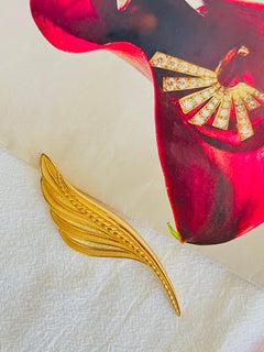 Christian Dior 1980s Vintage Huge Large Vivid Textured Feather Leaf Gold Brooch