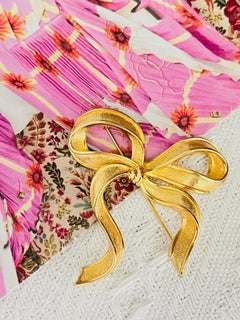 Christian Dior 1980s Vintage Large Knot Bow Wavy Ribbon Butterfly Twist Brooch