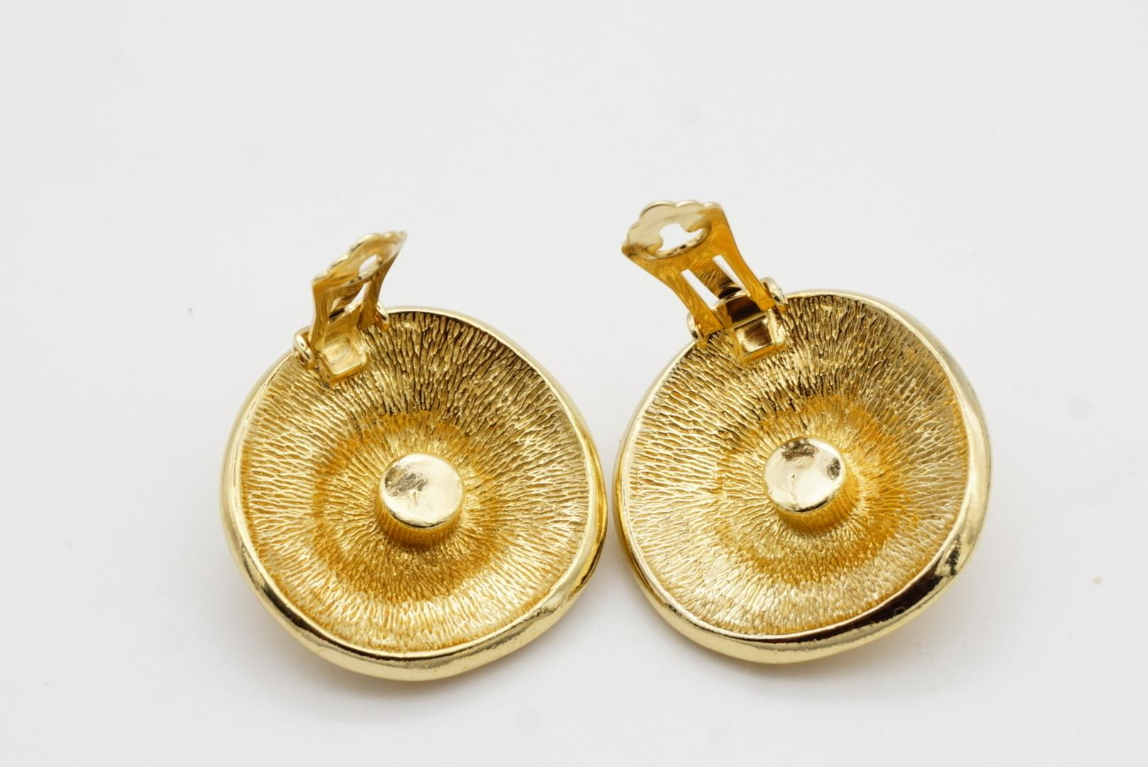 Christian Dior 1980s Vintage Large Round Sunburst Floral Relief Clip Earrings 7