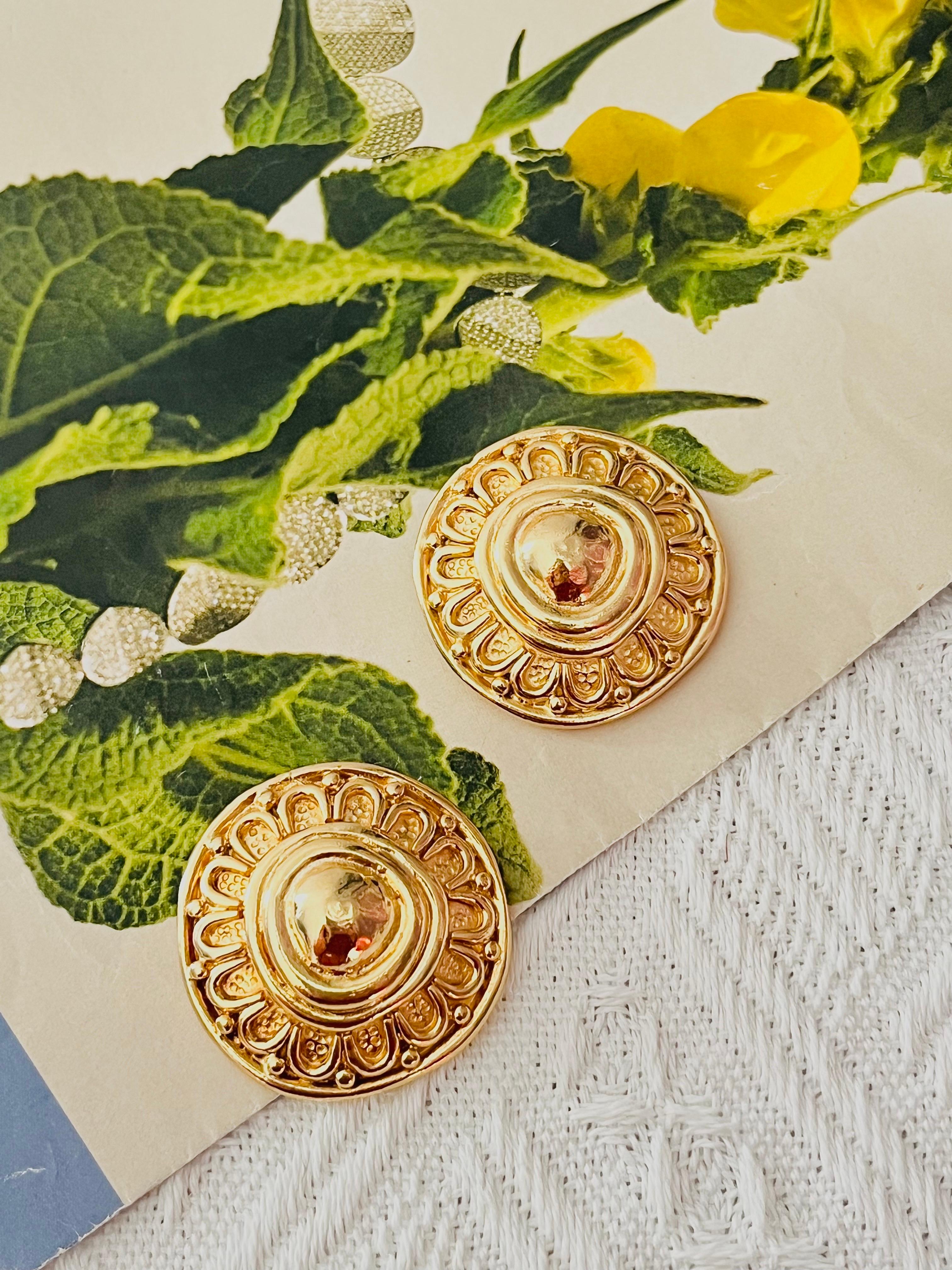 Art Deco Christian Dior 1980s Vintage Large Round Sunburst Floral Relief Clip Earrings