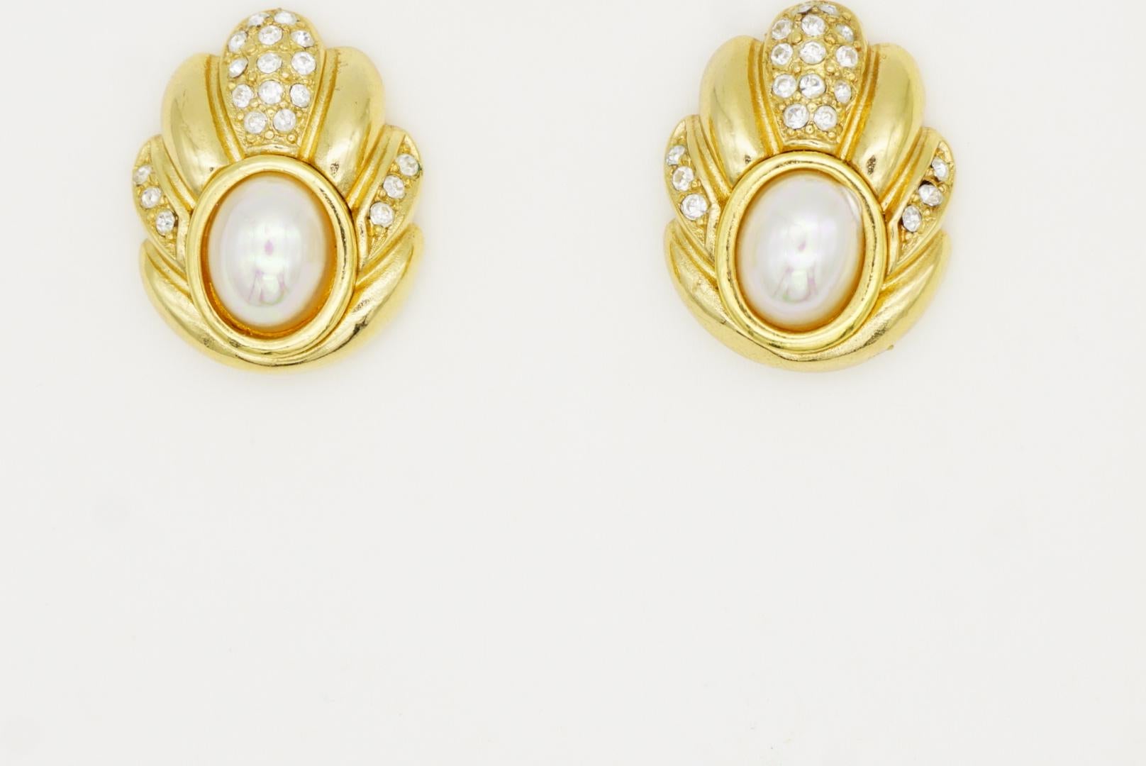 Christian Dior 1980s Vintage Oval White Pearl Crystals Flower Pierced Earrings For Sale 2